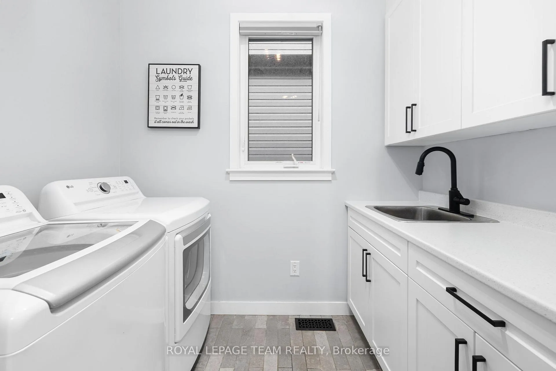 Photo 34 of 432 Gidran Circle, Ottawa, Kanata - Emerald Meadows/Trailwest — HOMEH