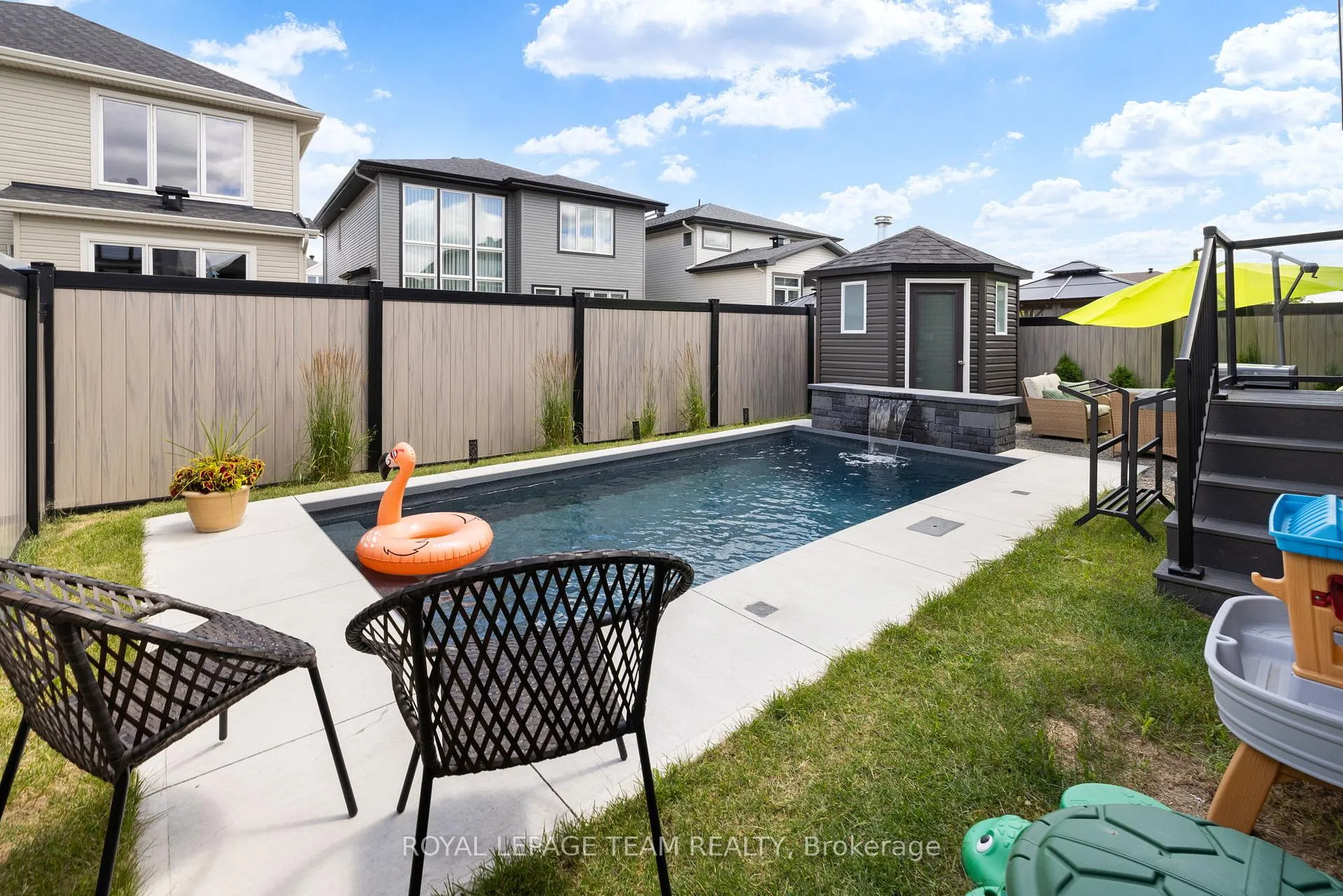 Photo 35 of 432 Gidran Circle, Ottawa, Kanata - Emerald Meadows/Trailwest — HOMEH