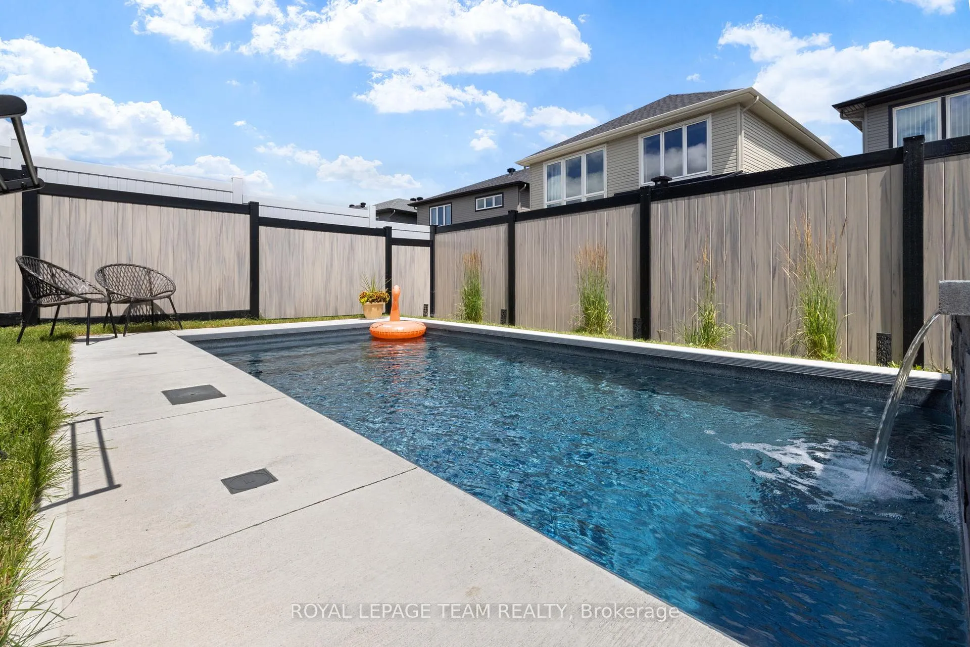 Photo 36 of 432 Gidran Circle, Ottawa, Kanata - Emerald Meadows/Trailwest — HOMEH