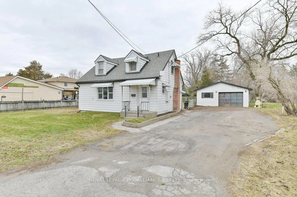 Photo 2 of 91 West Street W, Belleville, Belleville Ward — HOMEH