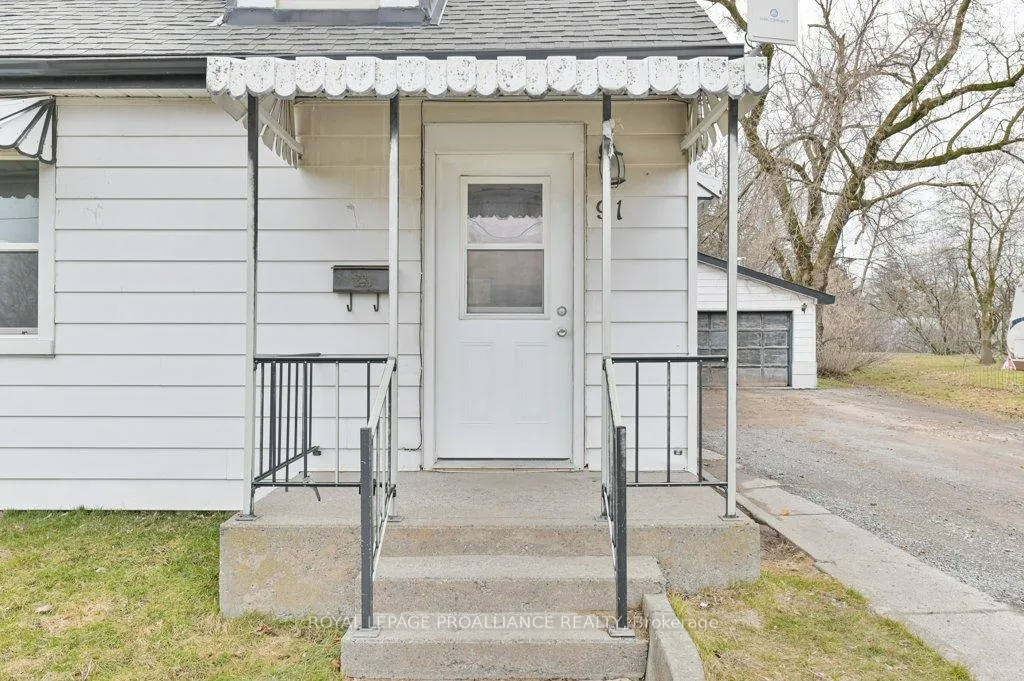 Photo 5 of 91 West Street W, Belleville, Belleville Ward — HOMEH