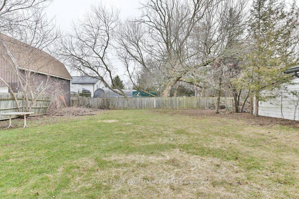Photo 24 of 91 West Street W, Belleville, Belleville Ward — HOMEH