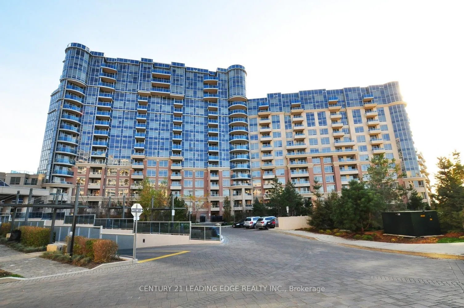 Photo 1 of Unit 576, 23 Cox Boulevard, Markham, Unionville — HOMEH