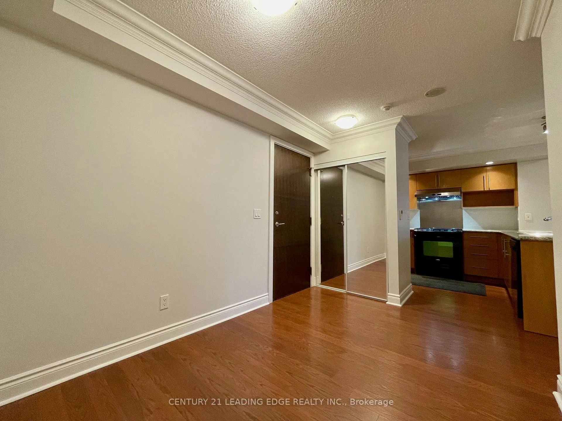 Photo 4 of Unit 576, 23 Cox Boulevard, Markham, Unionville — HOMEH