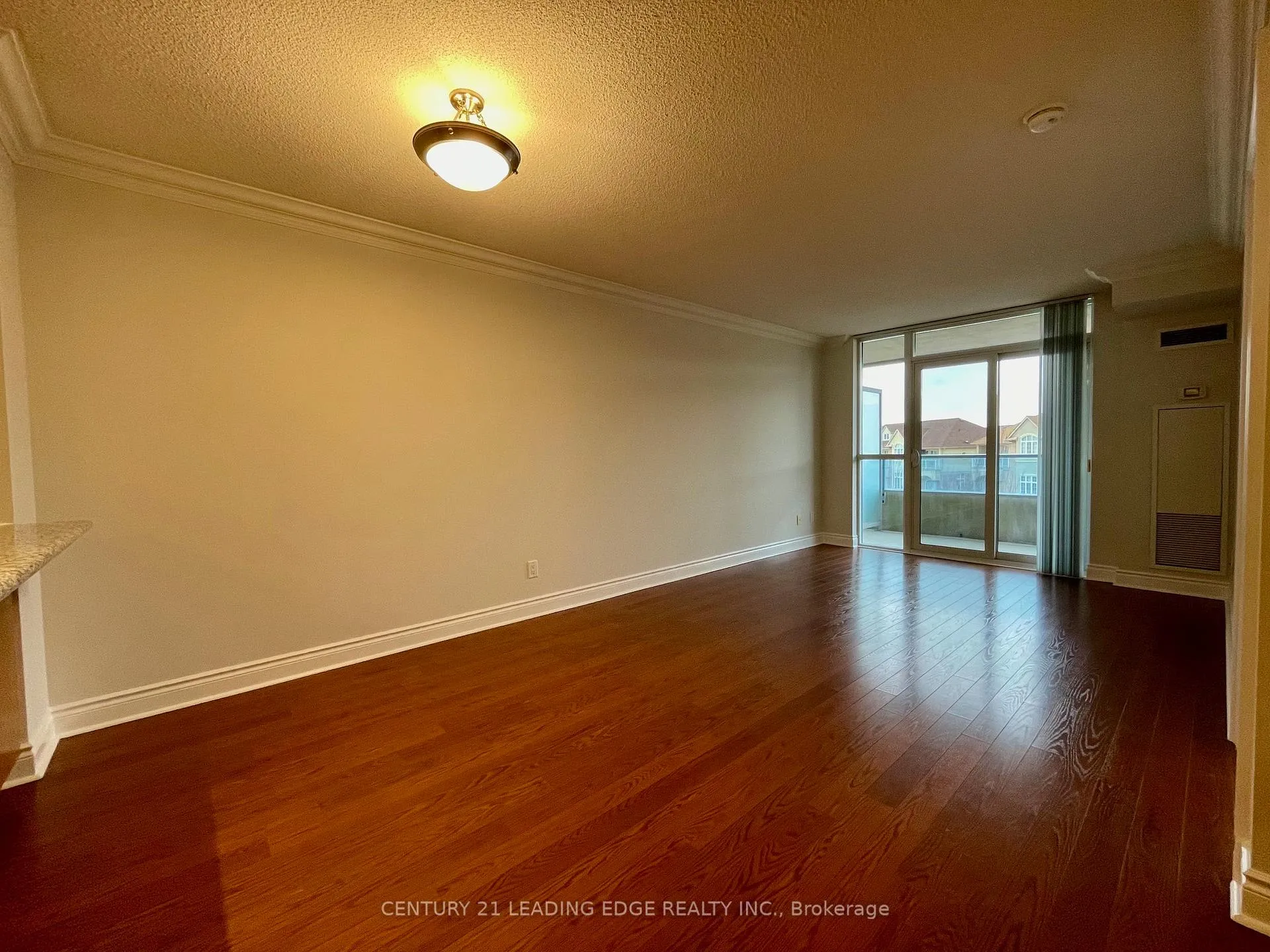 Photo 7 of Unit 576, 23 Cox Boulevard, Markham, Unionville — HOMEH