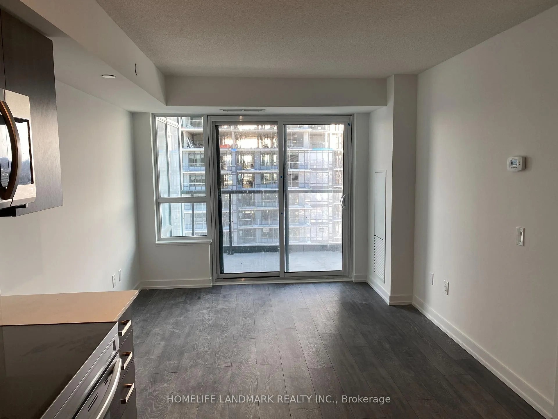 Photo 5 of Unit 1707, 1455 Celebration Drive, Pickering, Bay Ridges — HOMEH