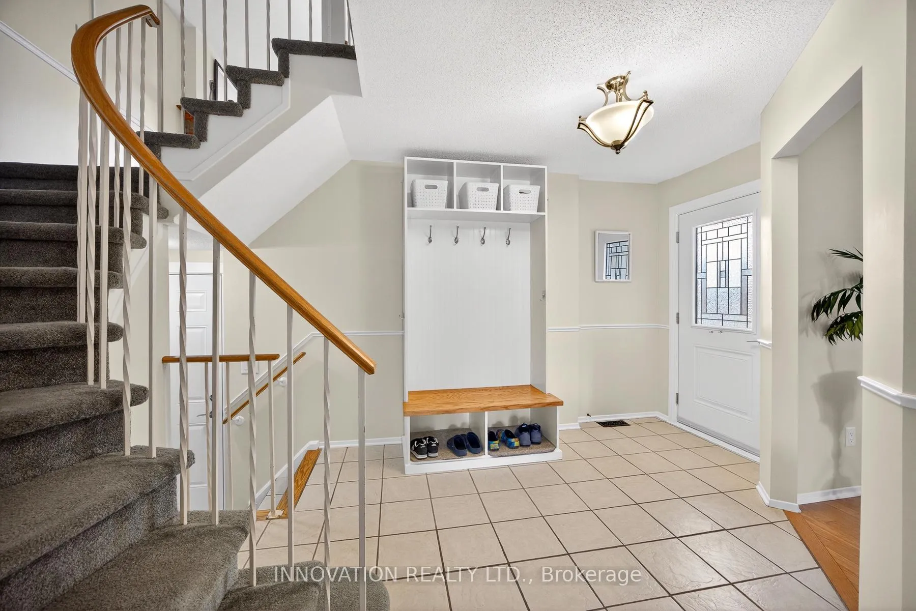 Photo 3 of 34 Waterton Crescent, Ottawa, Kanata - Bridlewood — HOMEH