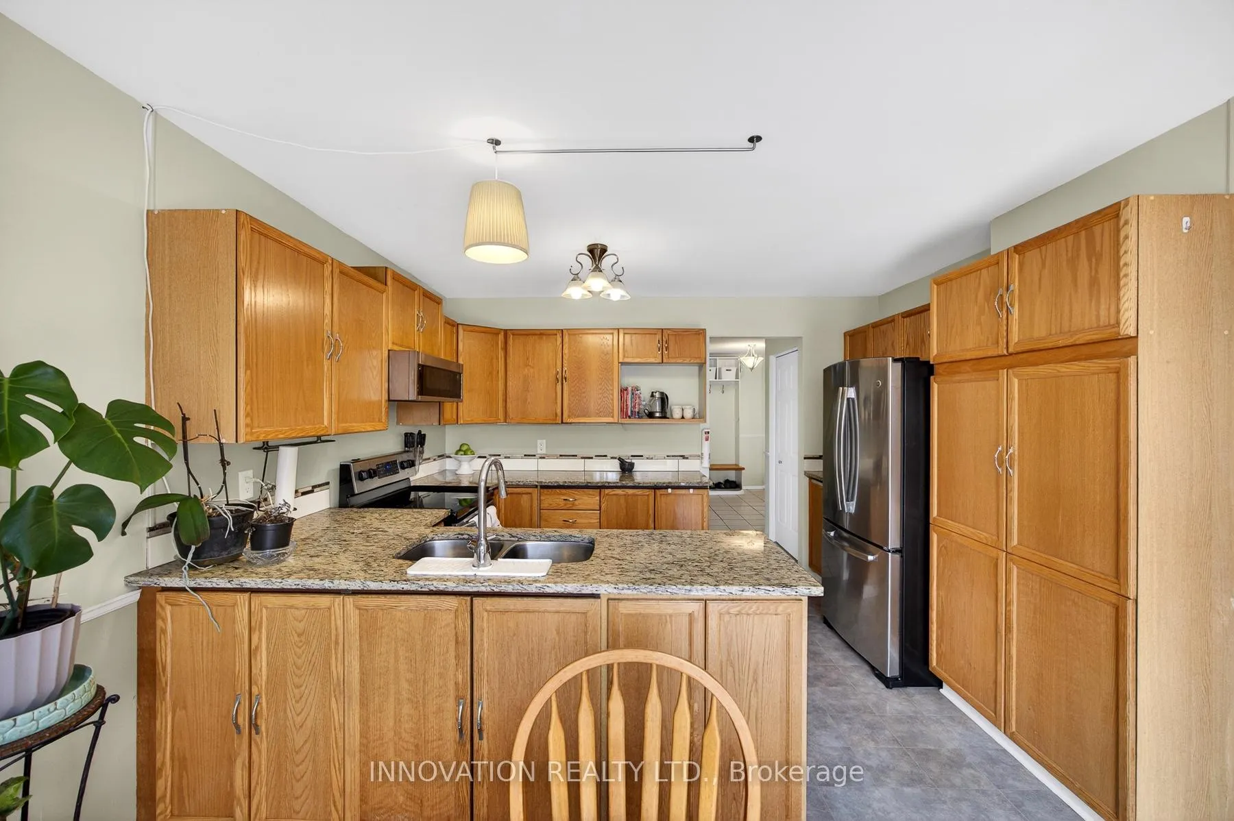 Photo 12 of 34 Waterton Crescent, Ottawa, Kanata - Bridlewood — HOMEH