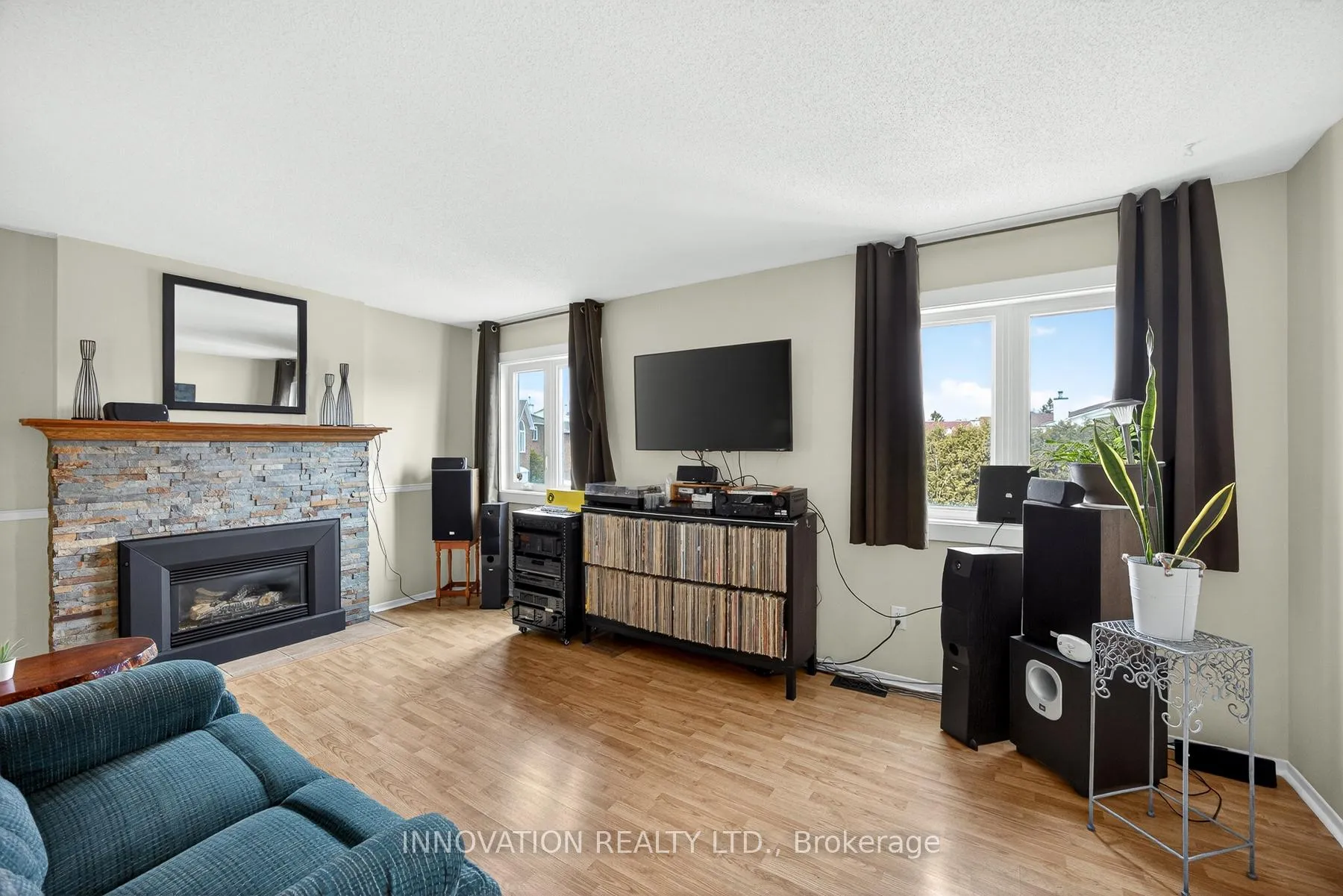 Photo 21 of 34 Waterton Crescent, Ottawa, Kanata - Bridlewood — HOMEH