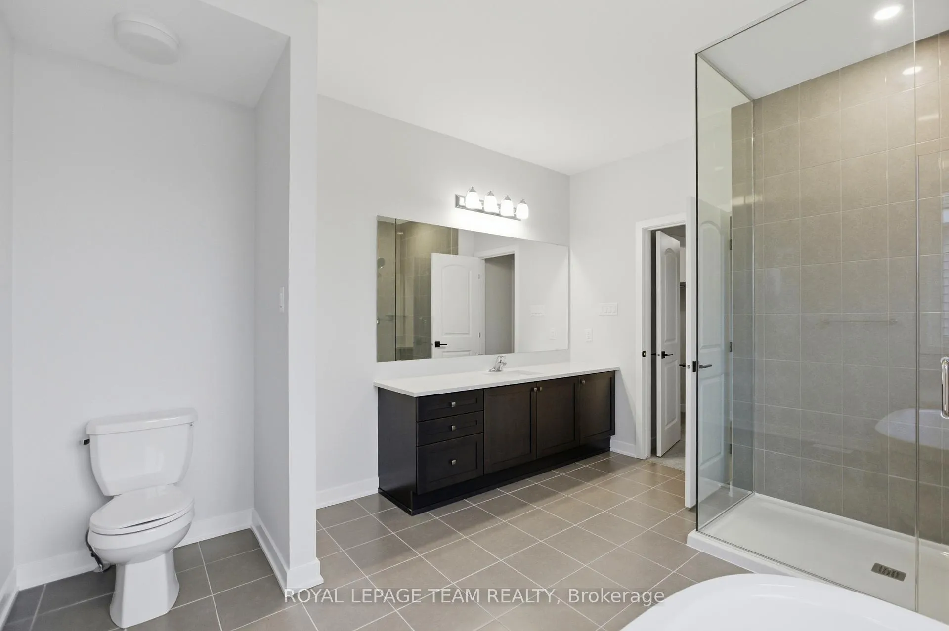 Photo 14 of 115 Viburnum Terrace, Ottawa, Richmond — HOMEH
