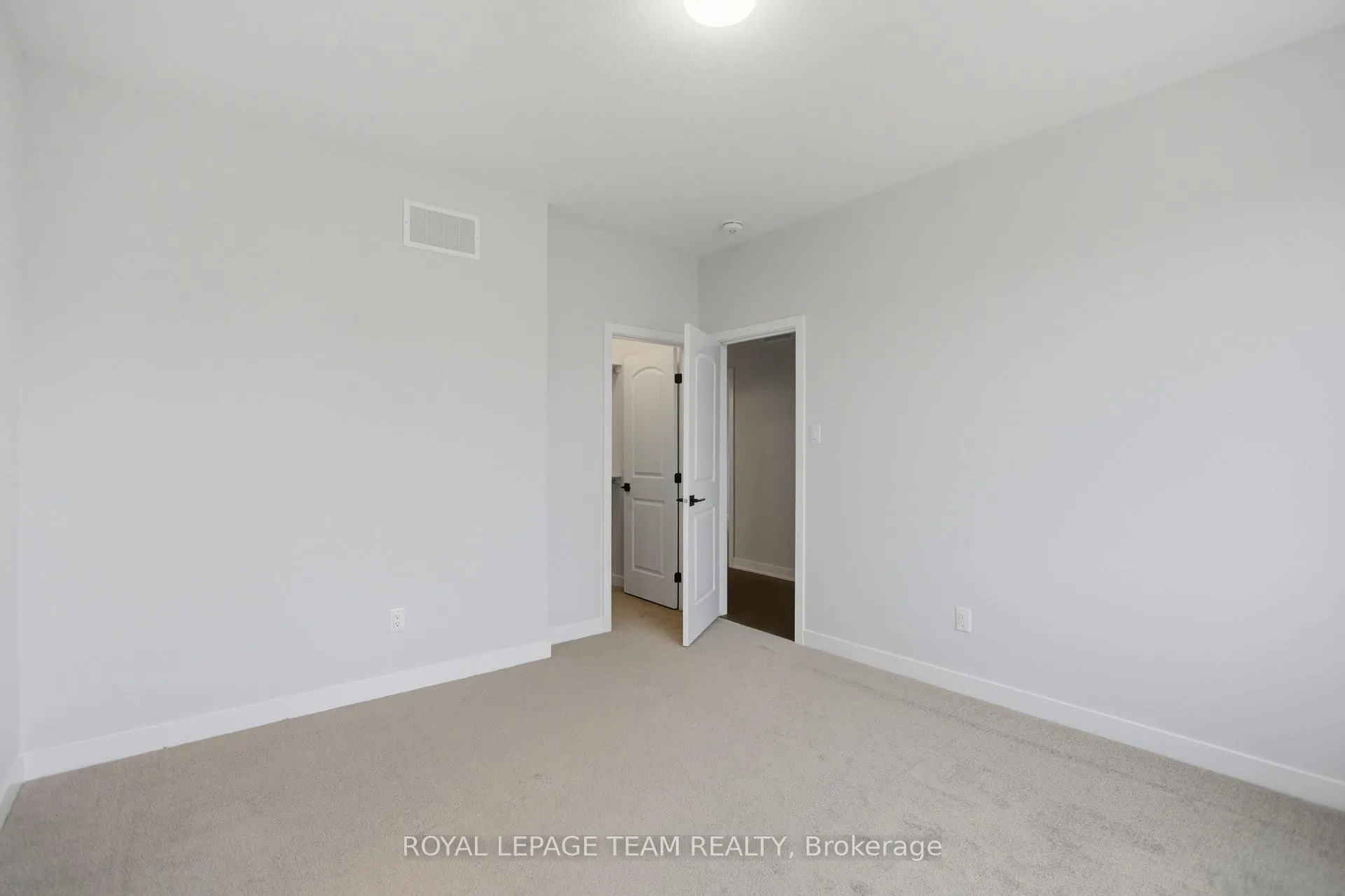 Photo 18 of 115 Viburnum Terrace, Ottawa, Richmond — HOMEH