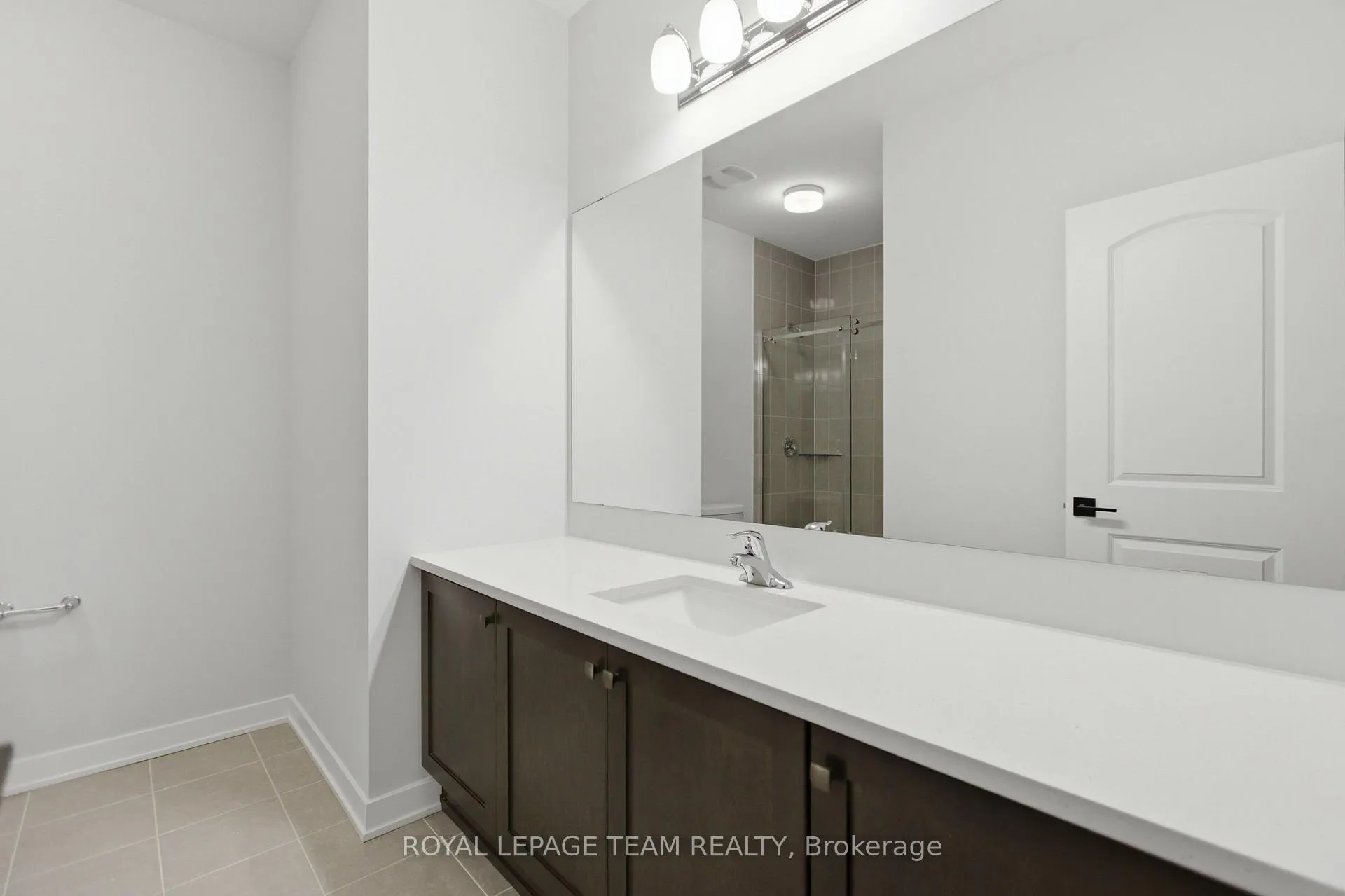 Photo 26 of 115 Viburnum Terrace, Ottawa, Richmond — HOMEH