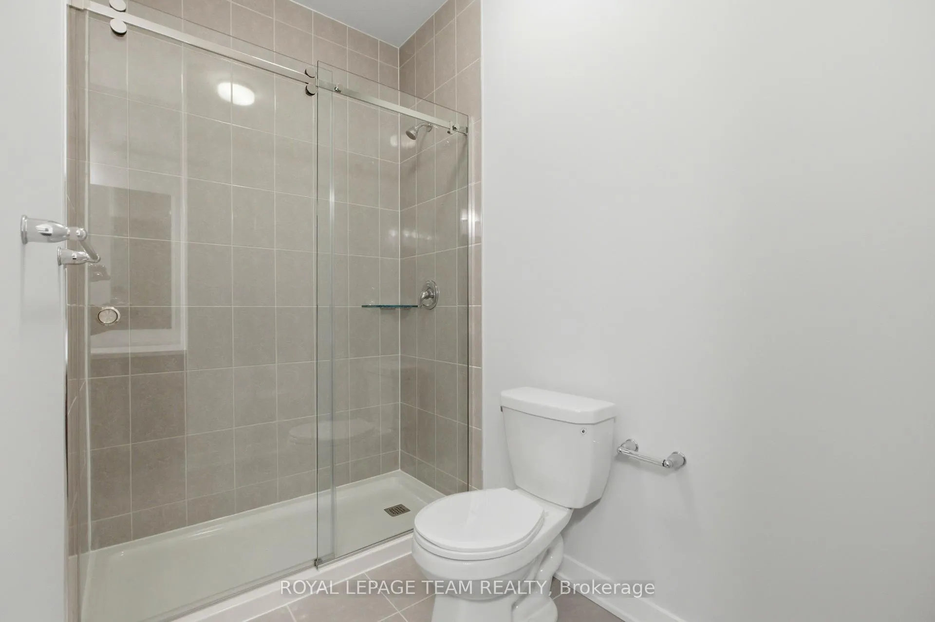 Photo 27 of 115 Viburnum Terrace, Ottawa, Richmond — HOMEH
