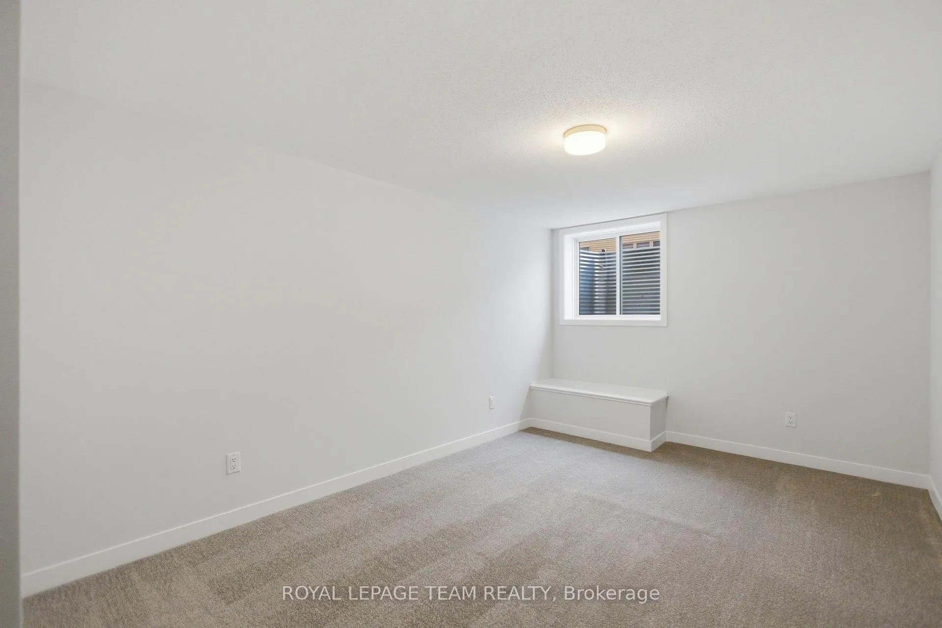 Photo 31 of 115 Viburnum Terrace, Ottawa, Richmond — HOMEH