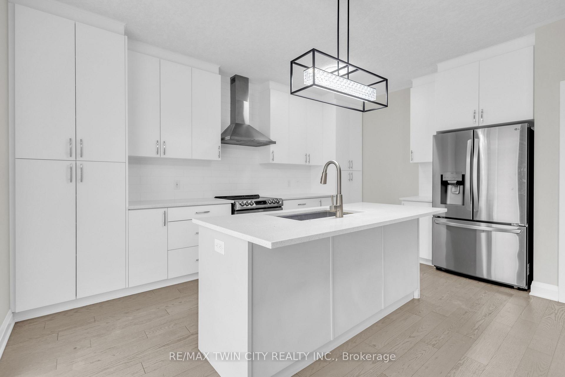 Photo 8 of 273 Woodbine Avenue, Kitchener — HOMEH