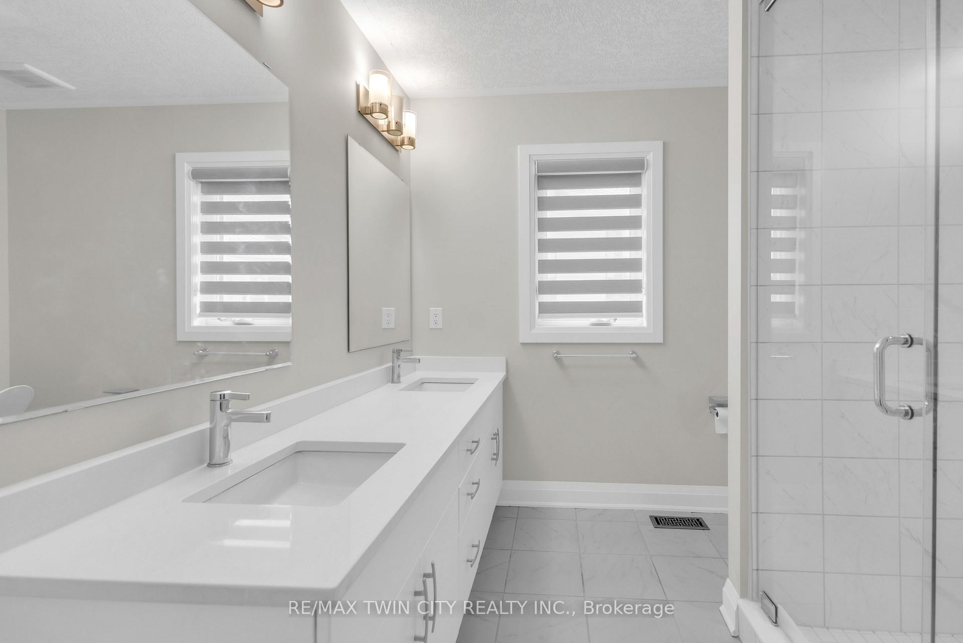 Photo 22 of 273 Woodbine Avenue, Kitchener — HOMEH