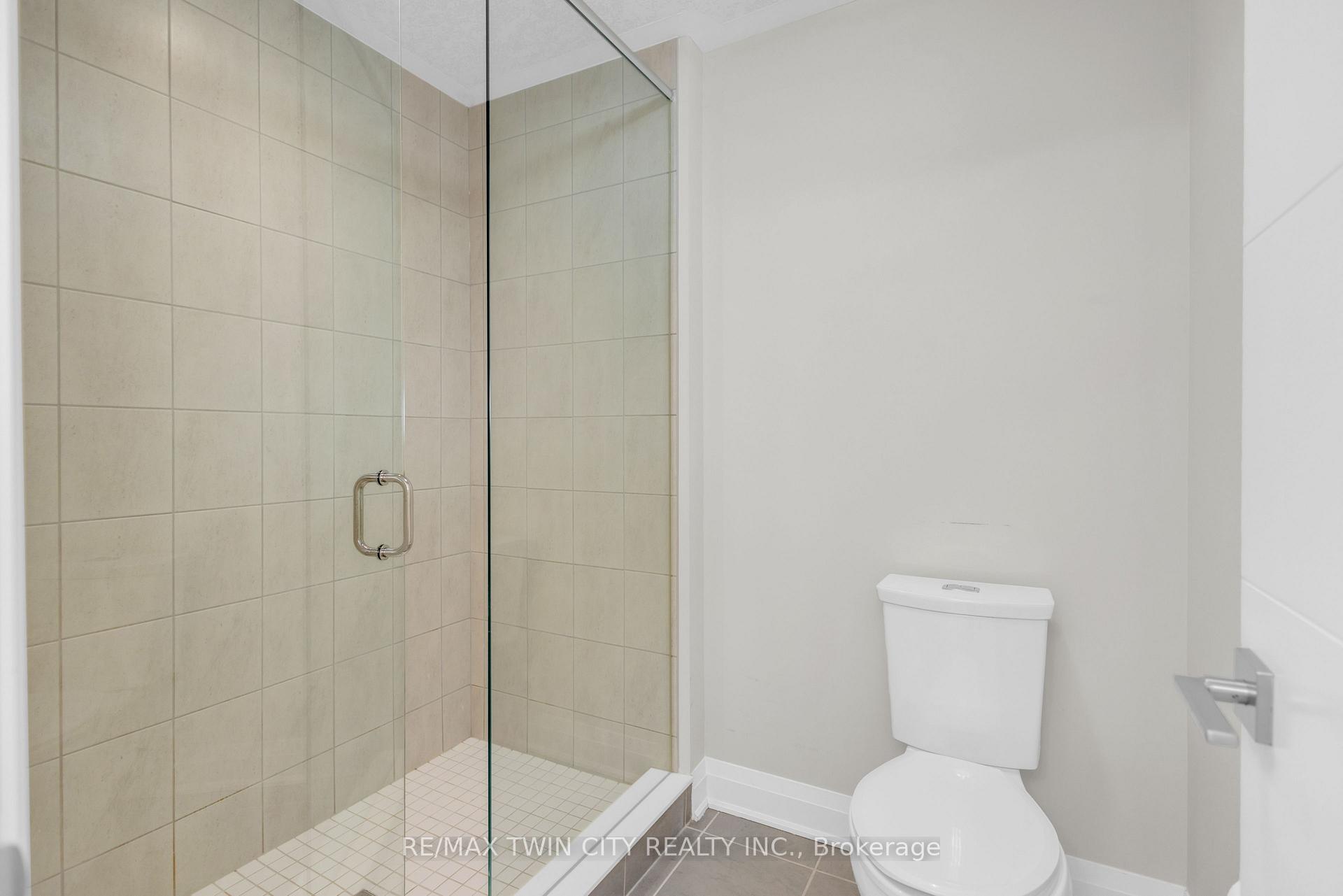 Photo 29 of 273 Woodbine Avenue, Kitchener — HOMEH