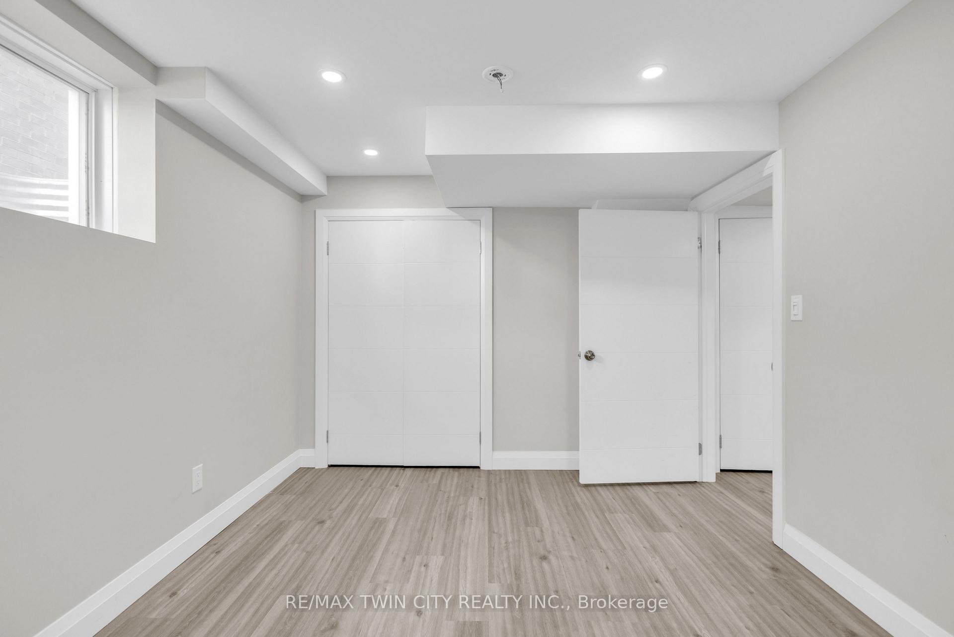 Photo 34 of 273 Woodbine Avenue, Kitchener — HOMEH