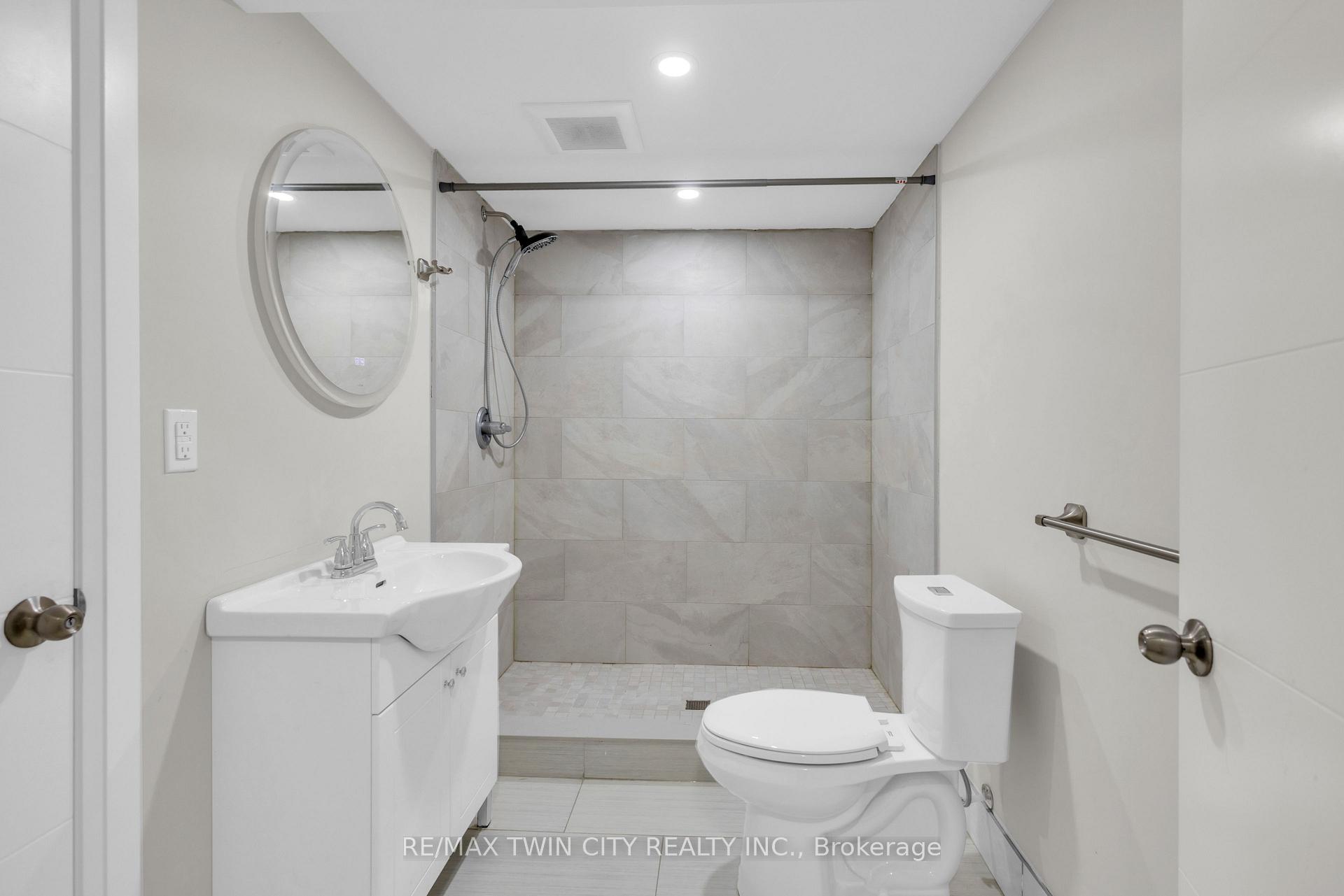 Photo 35 of 273 Woodbine Avenue, Kitchener — HOMEH