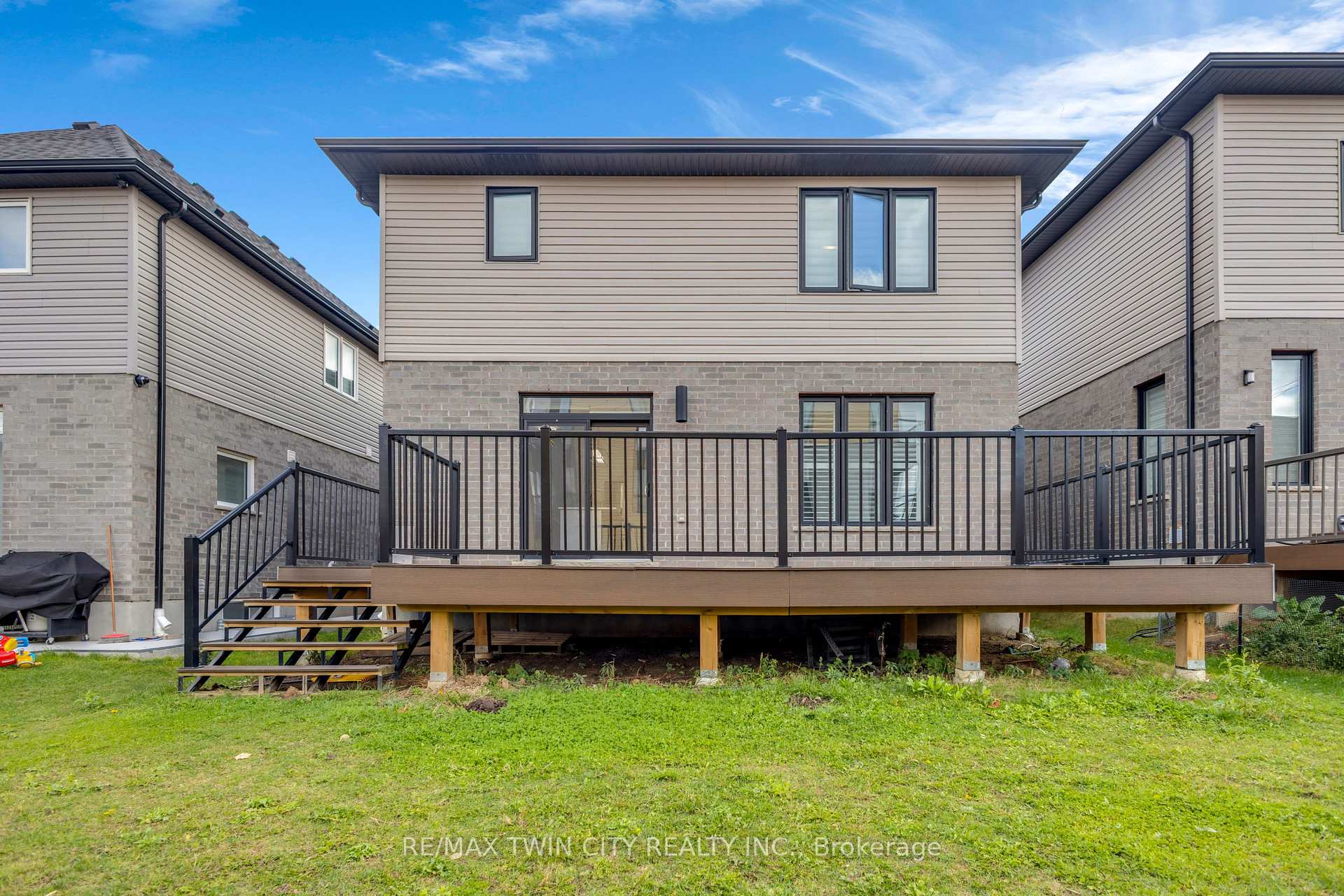 Photo 38 of 273 Woodbine Avenue, Kitchener — HOMEH