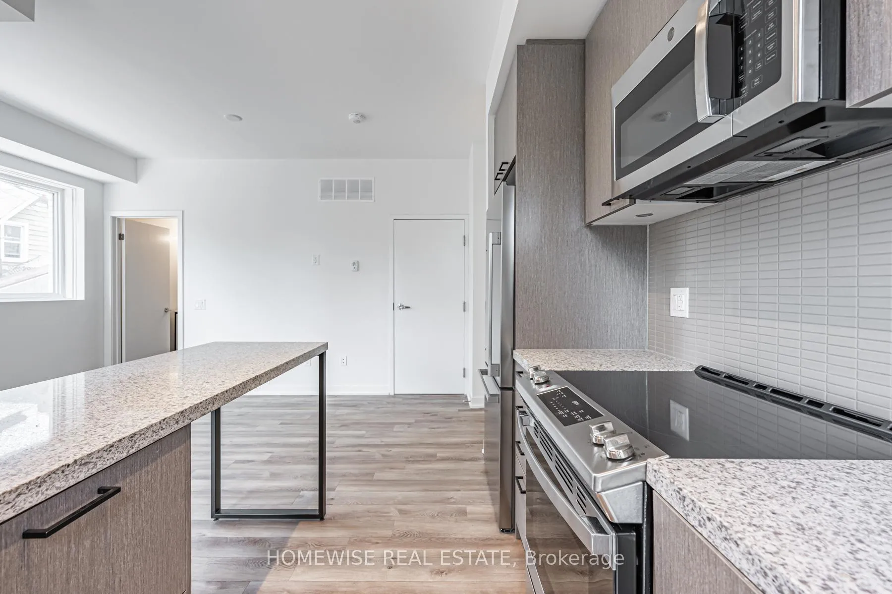 Photo 12 of Unit TH8, 20 Ed Clark Gardens, Toronto, Weston-Pellam Park — HOMEH