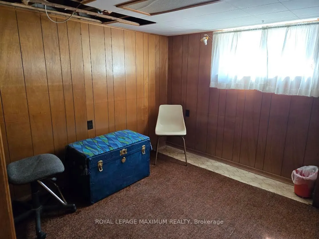 Photo 14 of 26 Landour Avenue, Toronto, Keelesdale-Eglinton West — HOMEH