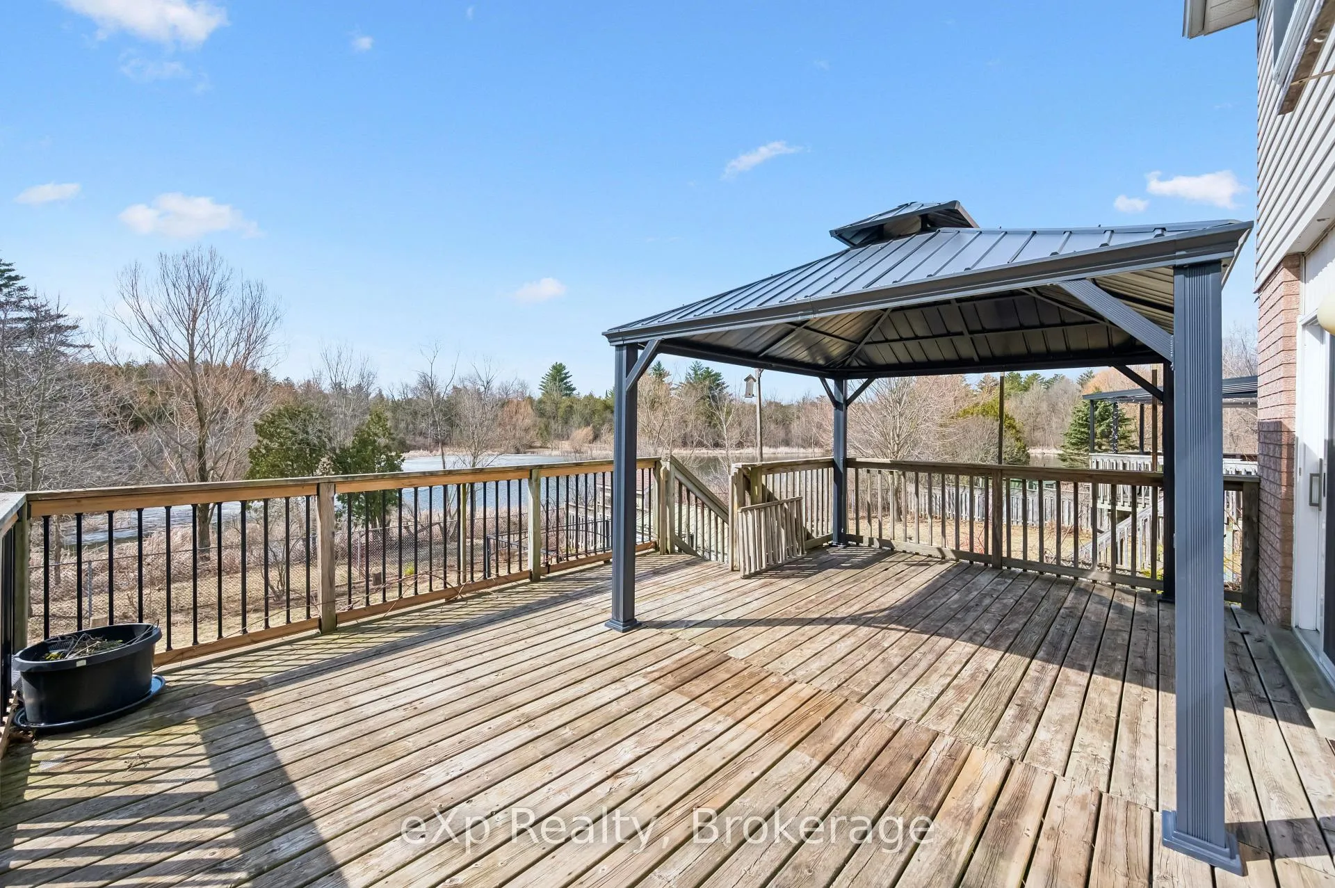 Photo 40 of 59 Southcreek Trail, Guelph, Kortright West — HOMEH
