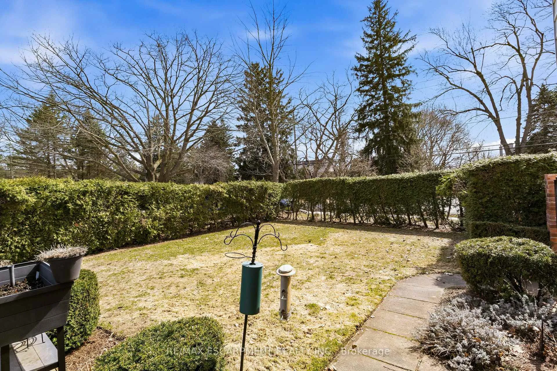Photo 42 of 3 Postans Path, Hamilton, Ancaster — HOMEH