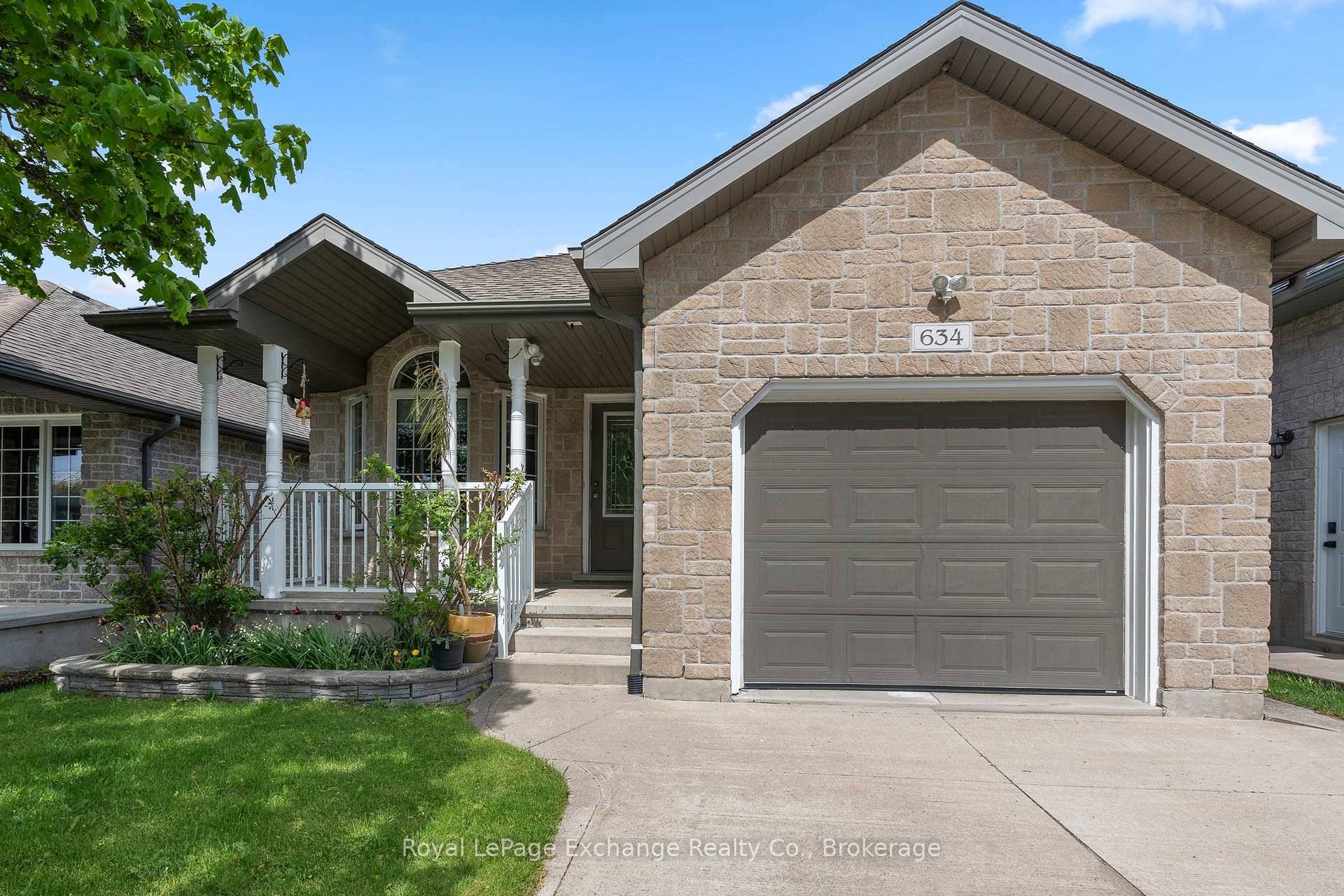 Photo 1 of 634 Kennard Crescent, Kincardine — HOMEH