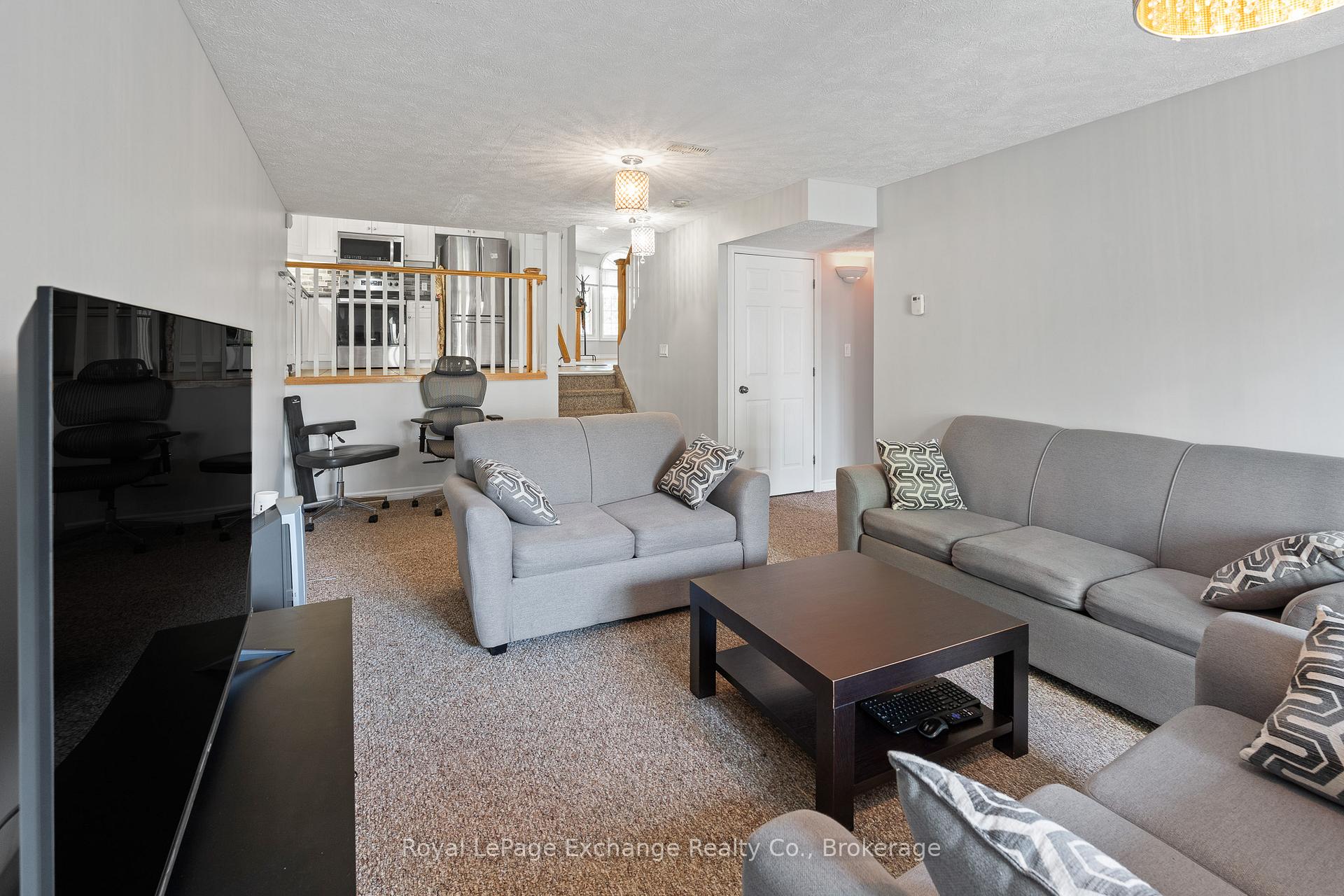 Photo 13 of 634 Kennard Crescent, Kincardine — HOMEH