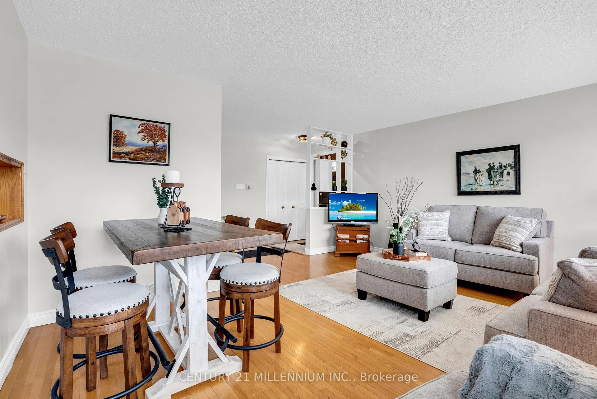 Photo 14 of 49 Harper Road, Brampton, Brampton East — HOMEH