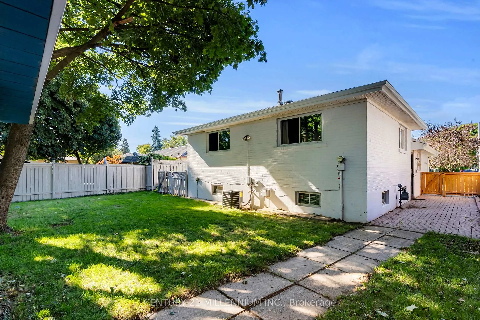 Photo 42 of 49 Harper Road, Brampton, Brampton East — HOMEH