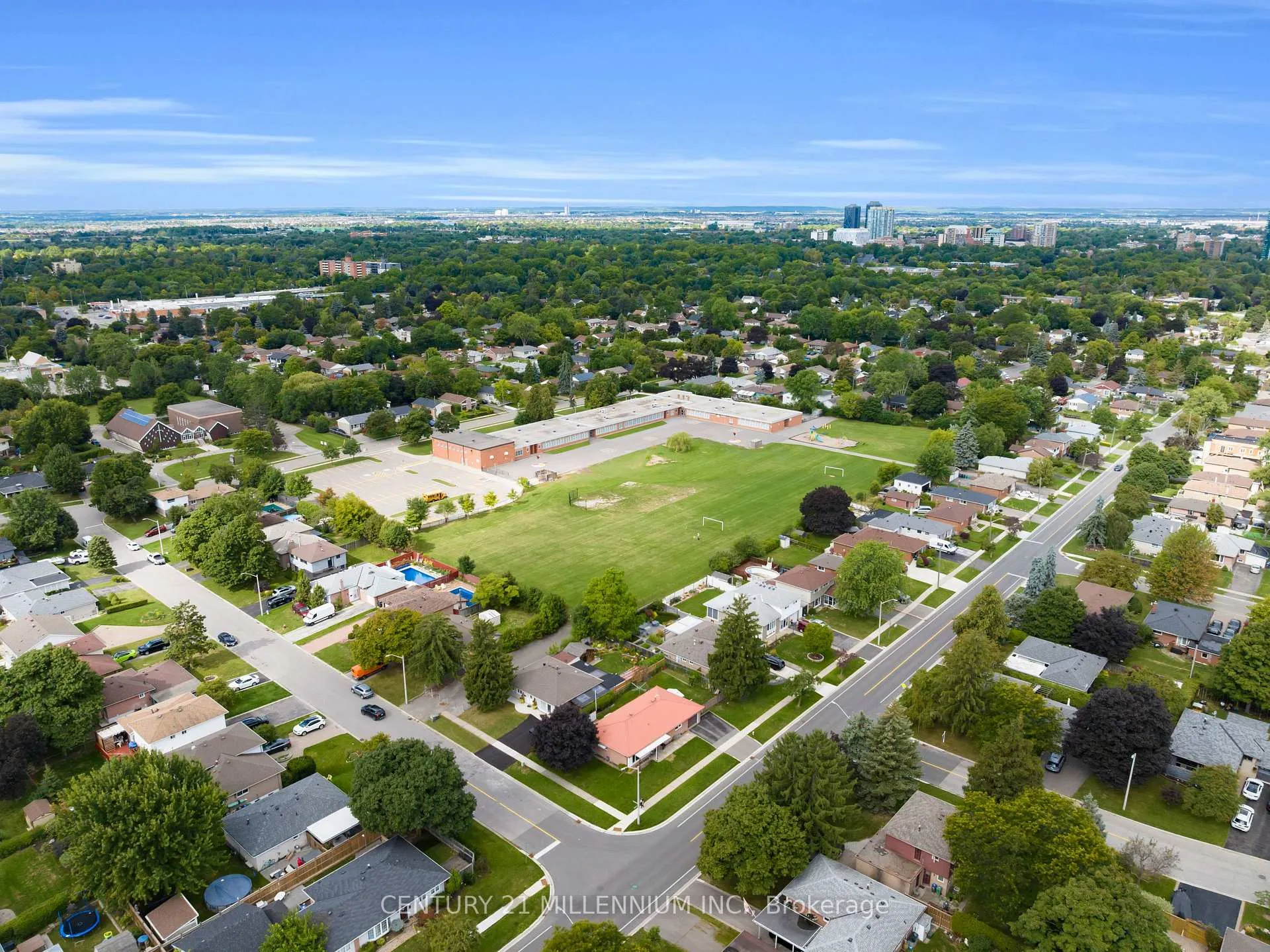 Photo 45 of 49 Harper Road, Brampton, Brampton East — HOMEH