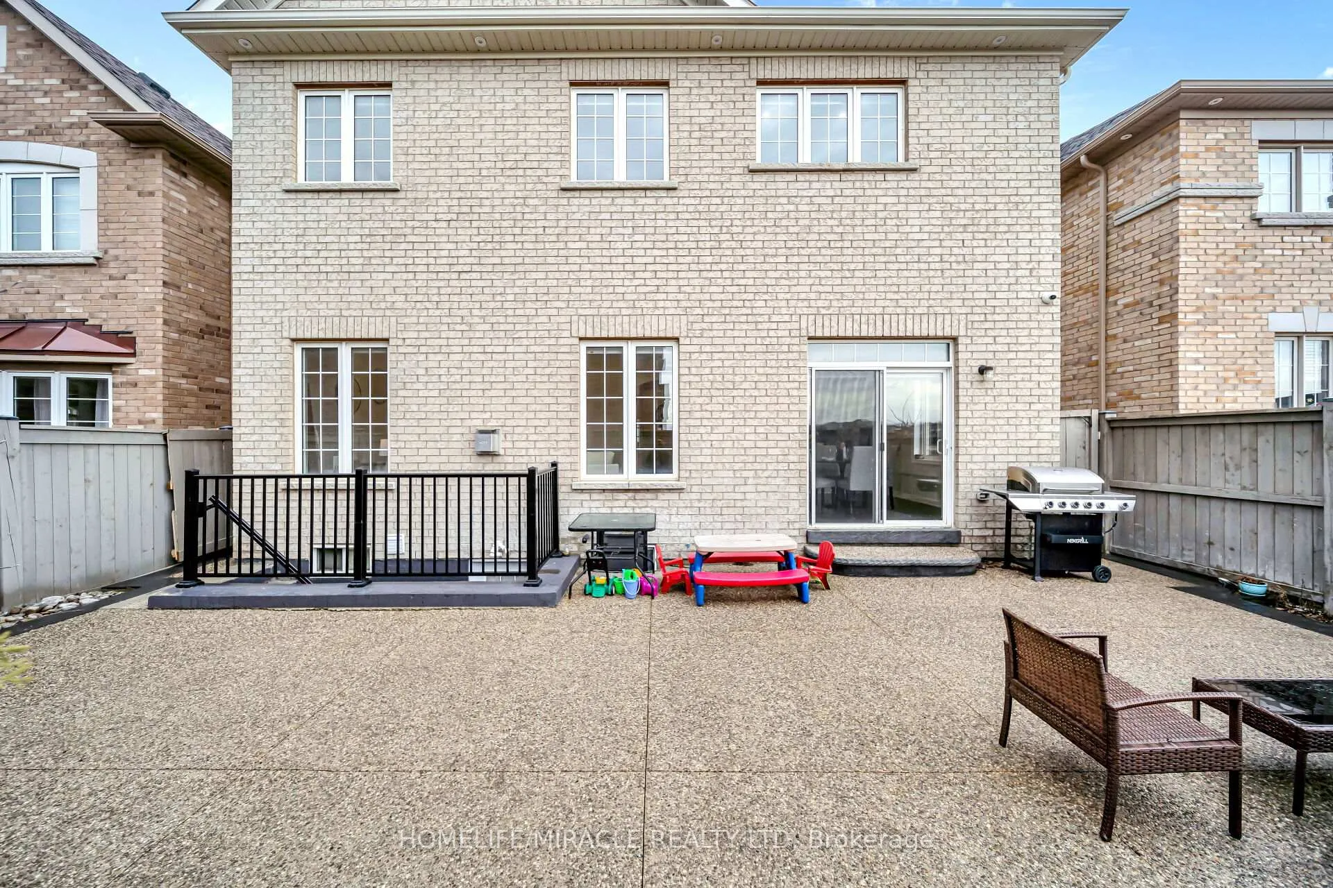 Photo 45 of 41 Hoxton Road, Brampton, Northwest Brampton — HOMEH