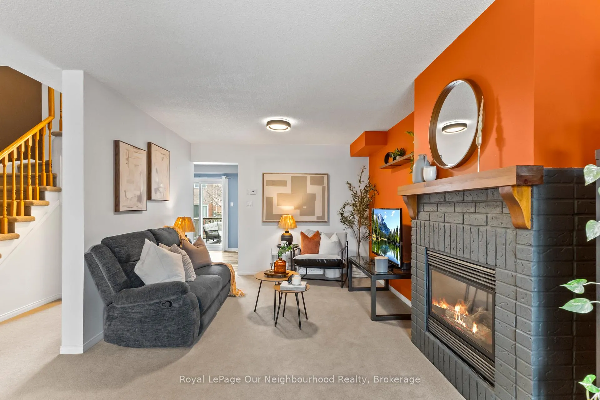 Photo 12 of 61 Fry Crescent, Clarington, Bowmanville — HOMEH