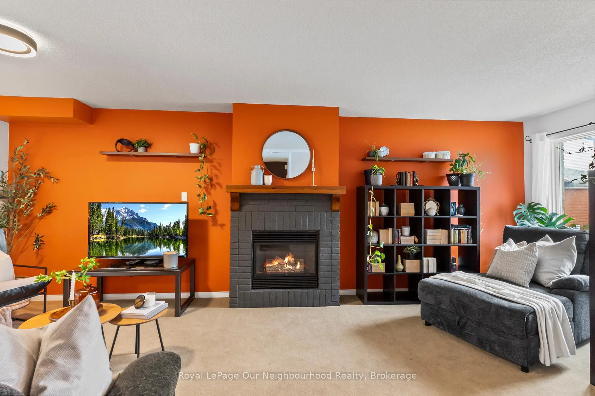 Photo 14 of 61 Fry Crescent, Clarington, Bowmanville — HOMEH
