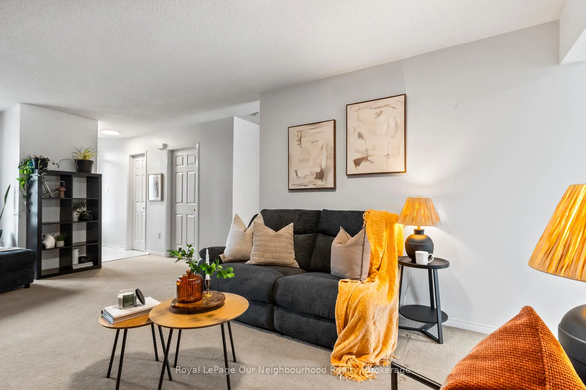 Photo 16 of 61 Fry Crescent, Clarington, Bowmanville — HOMEH