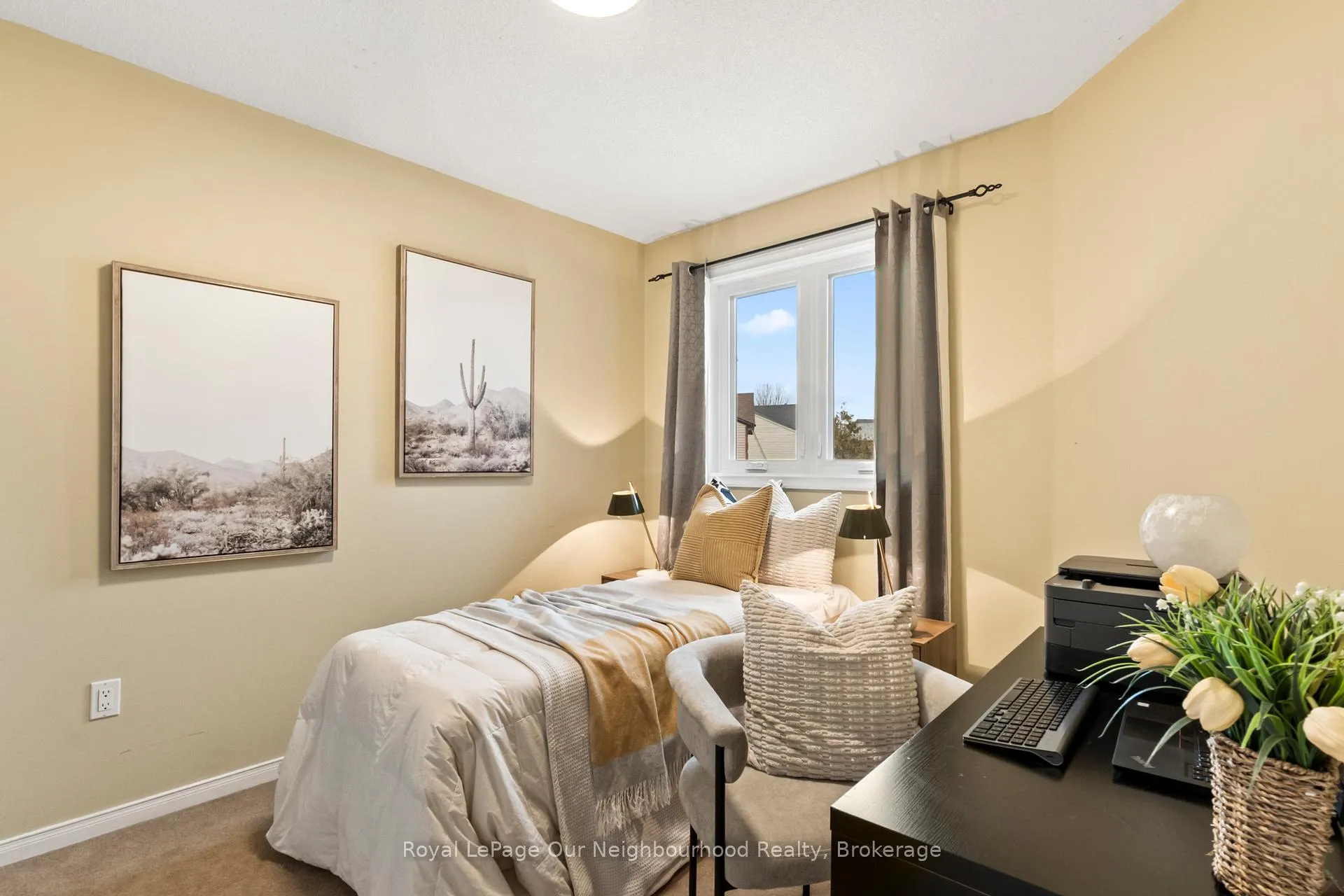 Photo 30 of 61 Fry Crescent, Clarington, Bowmanville — HOMEH
