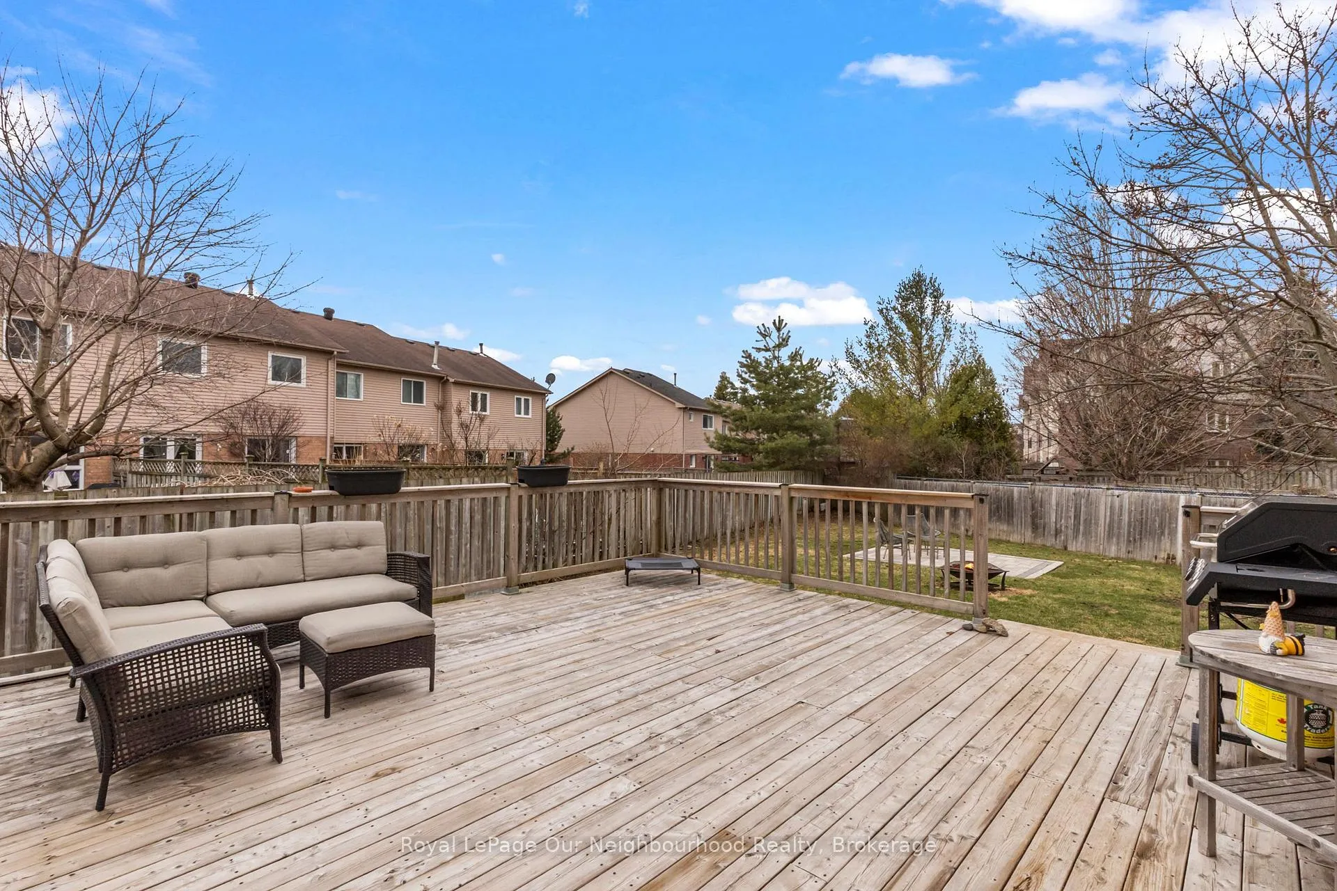 Photo 39 of 61 Fry Crescent, Clarington, Bowmanville — HOMEH