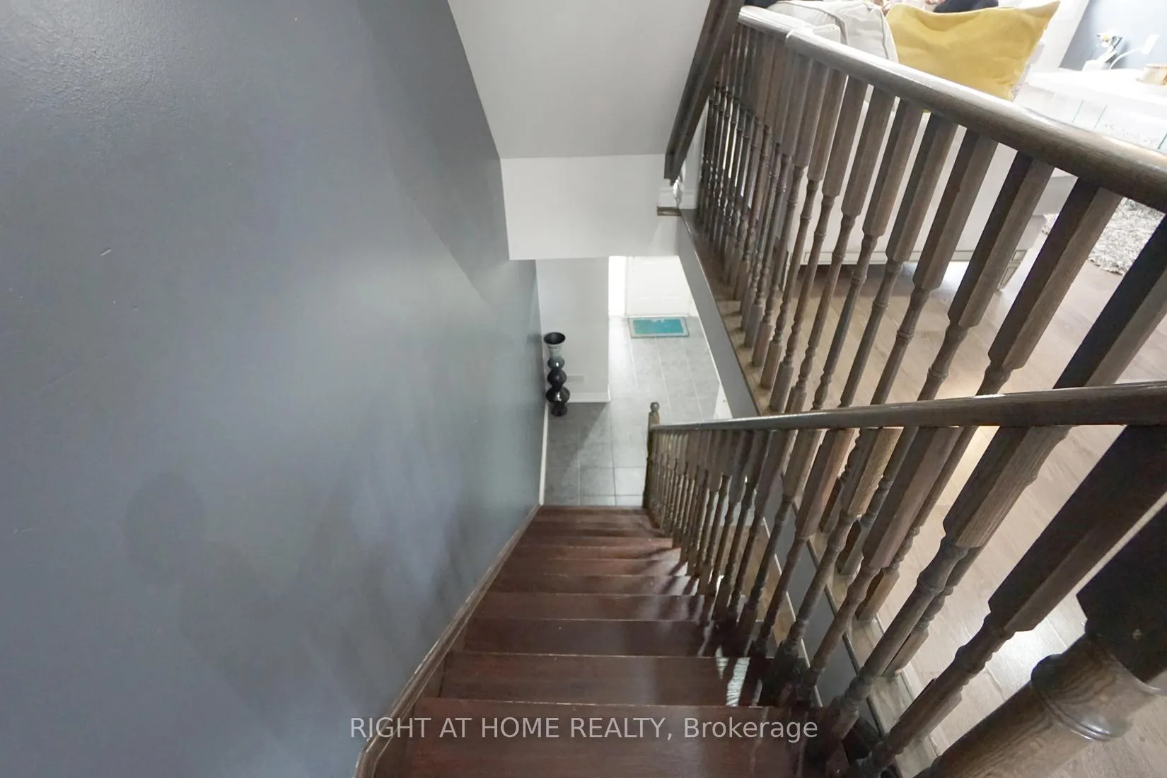 Photo 12 of 15 Magdalene Crescent, Brampton, Heart Lake — HOMEH
