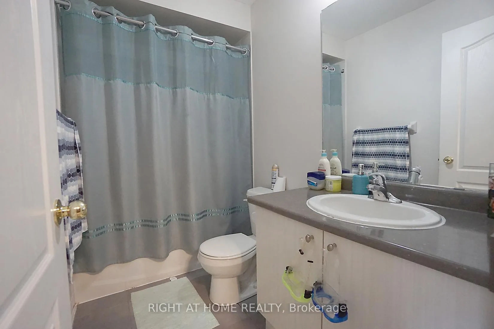 Photo 24 of 15 Magdalene Crescent, Brampton, Heart Lake — HOMEH