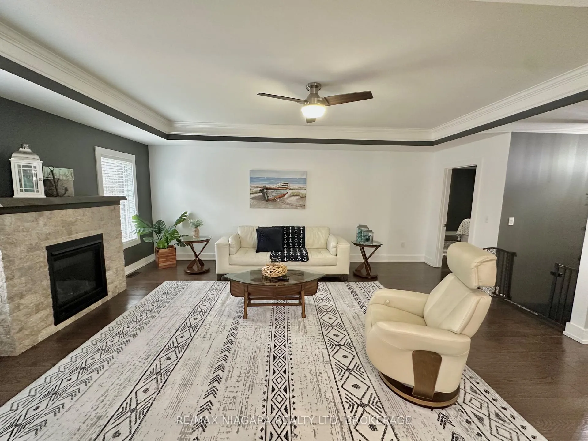 Photo 8 of 30 Renfield Street, Port Colborne, Sugarloaf — HOMEH