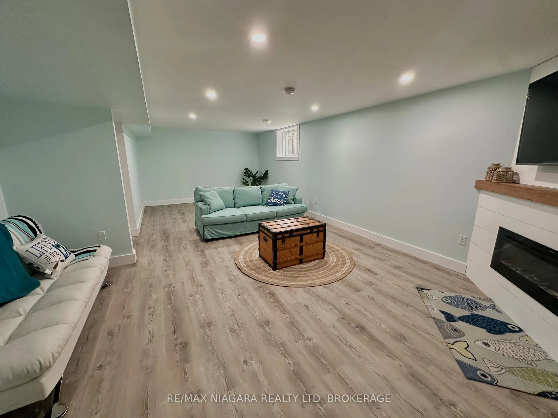 Photo 14 of 30 Renfield Street, Port Colborne, Sugarloaf — HOMEH