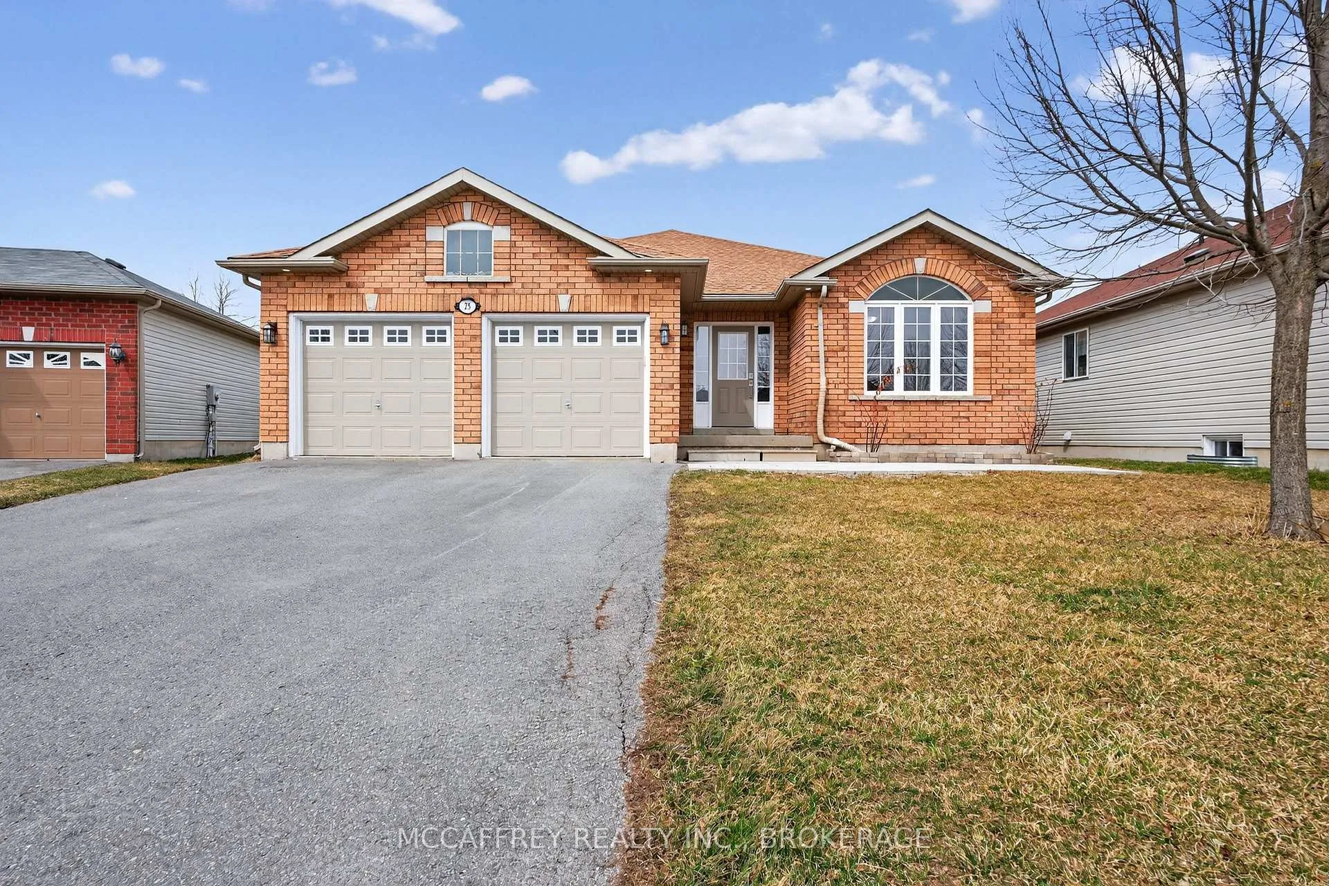 Front of 25 Kanvers Way