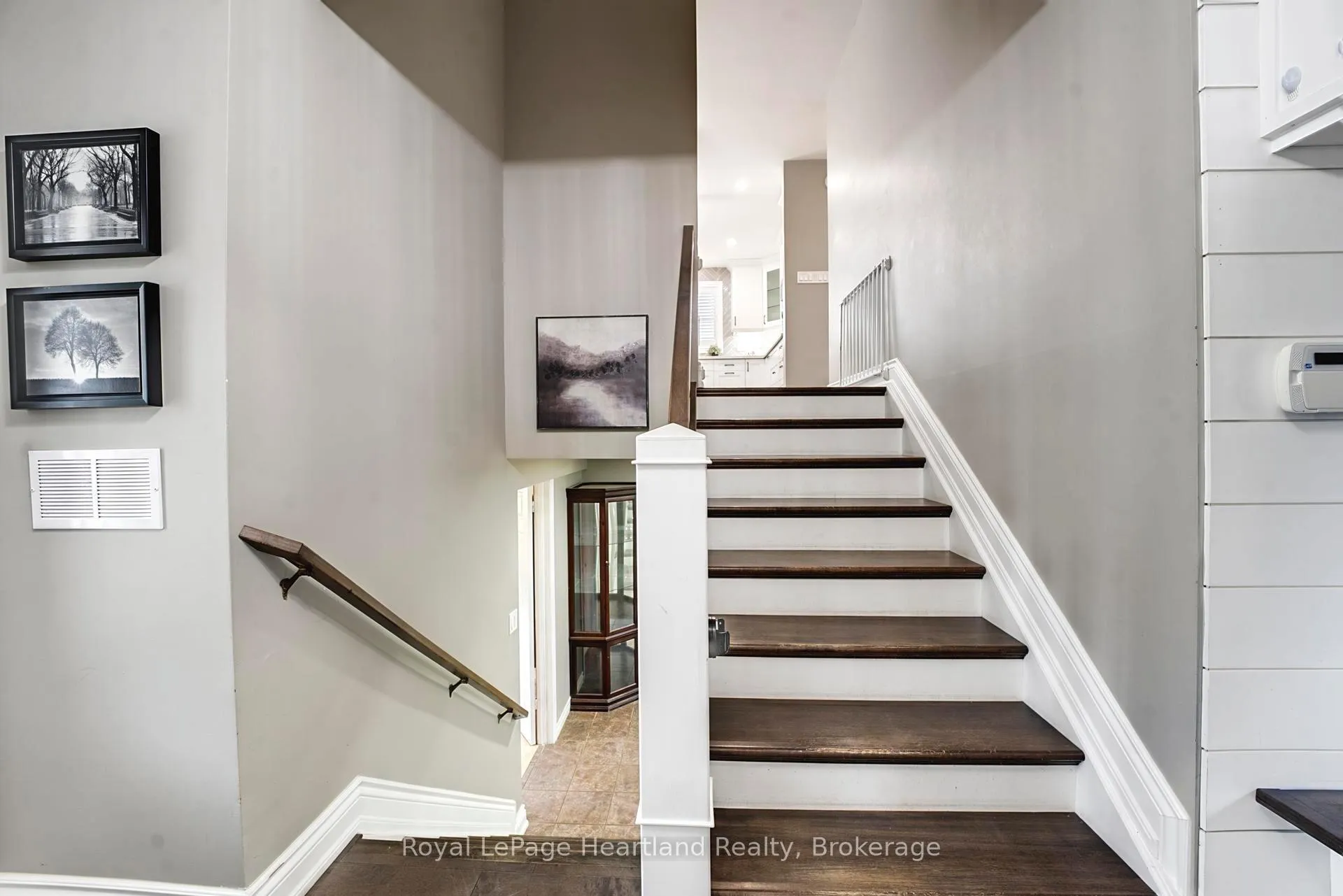 Photo 4 of 20 Crawford Street, North Huron, East Wawanosh — HOMEH