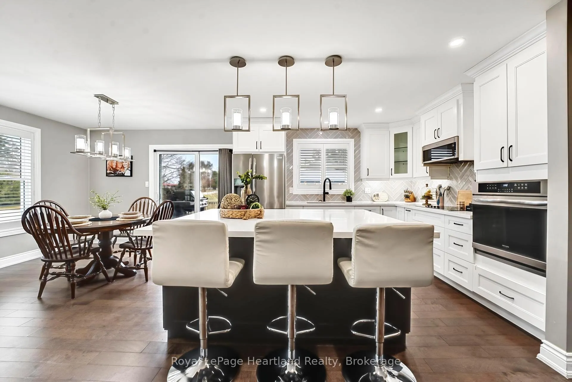Photo 6 of 20 Crawford Street, North Huron, East Wawanosh — HOMEH