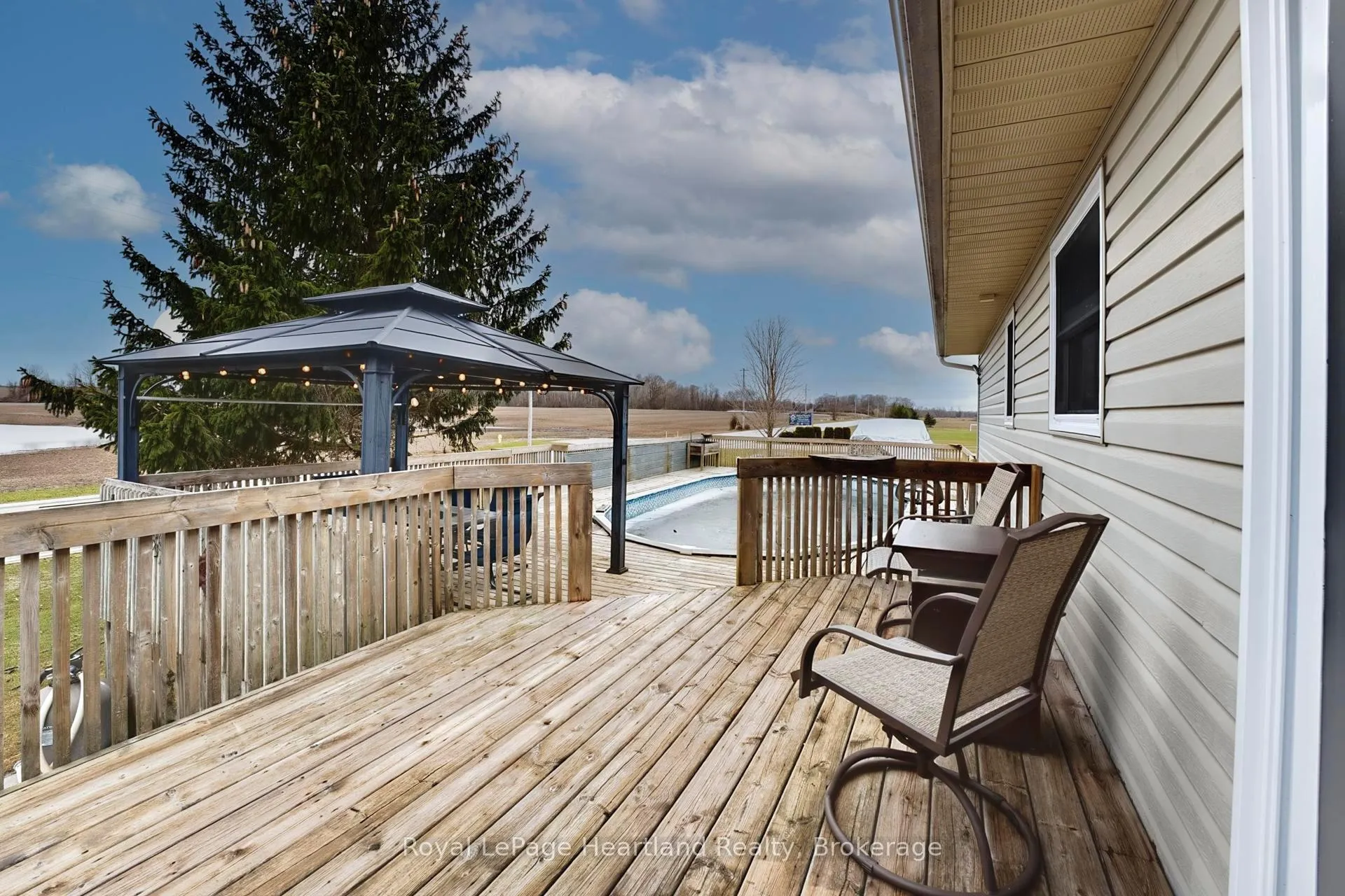 Photo 26 of 20 Crawford Street, North Huron, East Wawanosh — HOMEH