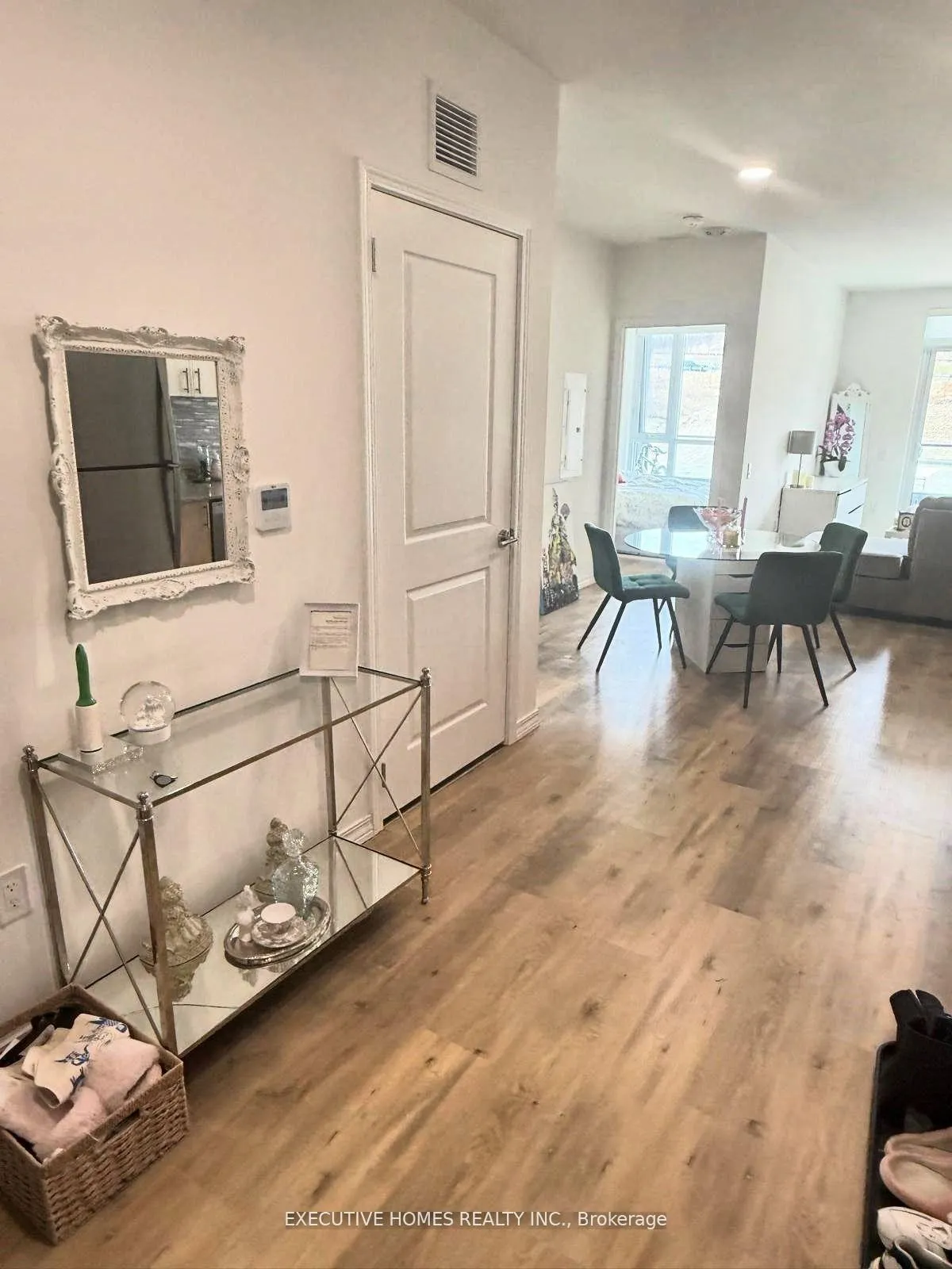 Photo 3 of Unit 209, 181 Elmira Road, Guelph, Willow West/Sugarbush/West Acres — HOMEH