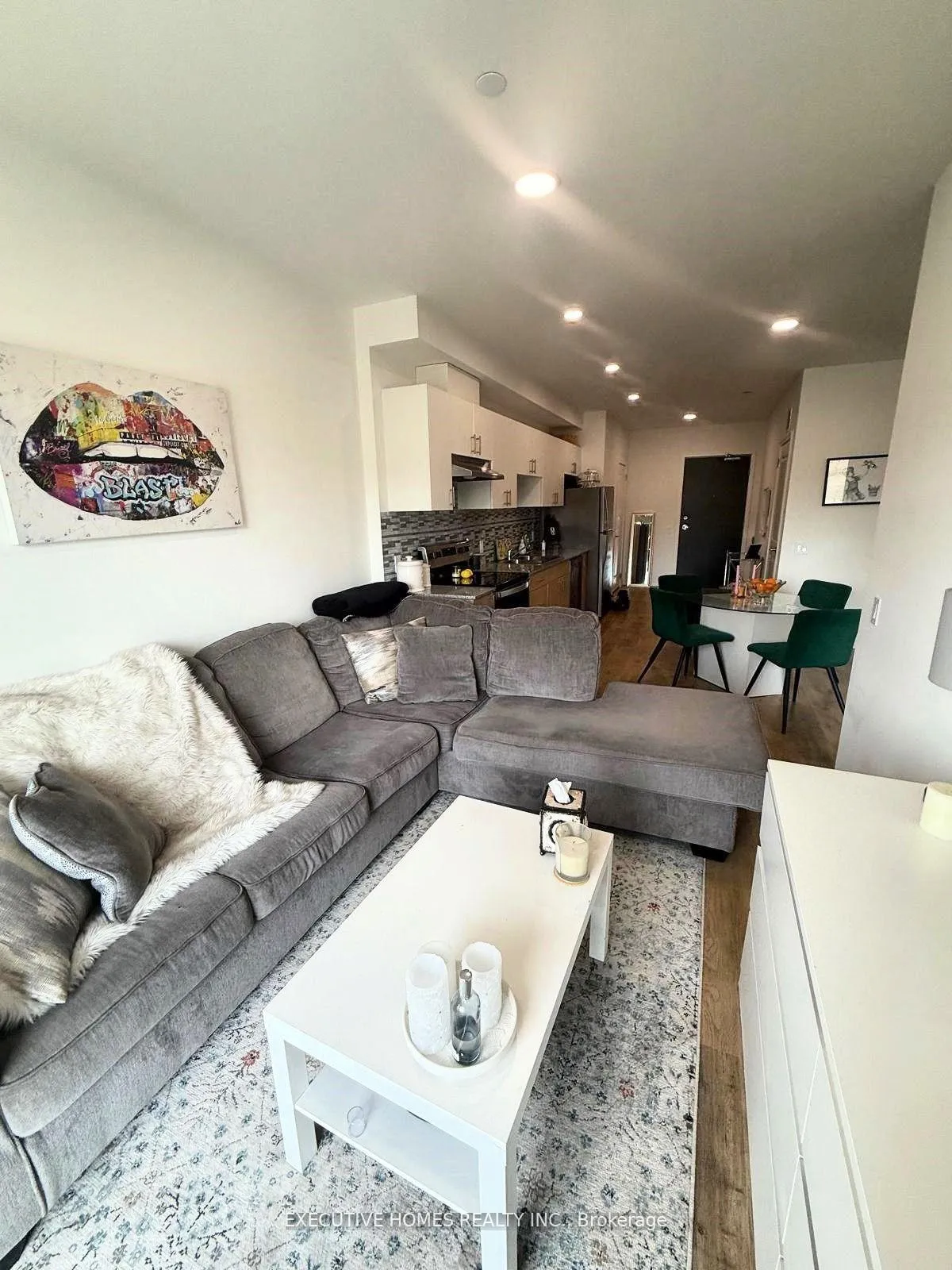 Photo 5 of Unit 209, 181 Elmira Road, Guelph, Willow West/Sugarbush/West Acres — HOMEH