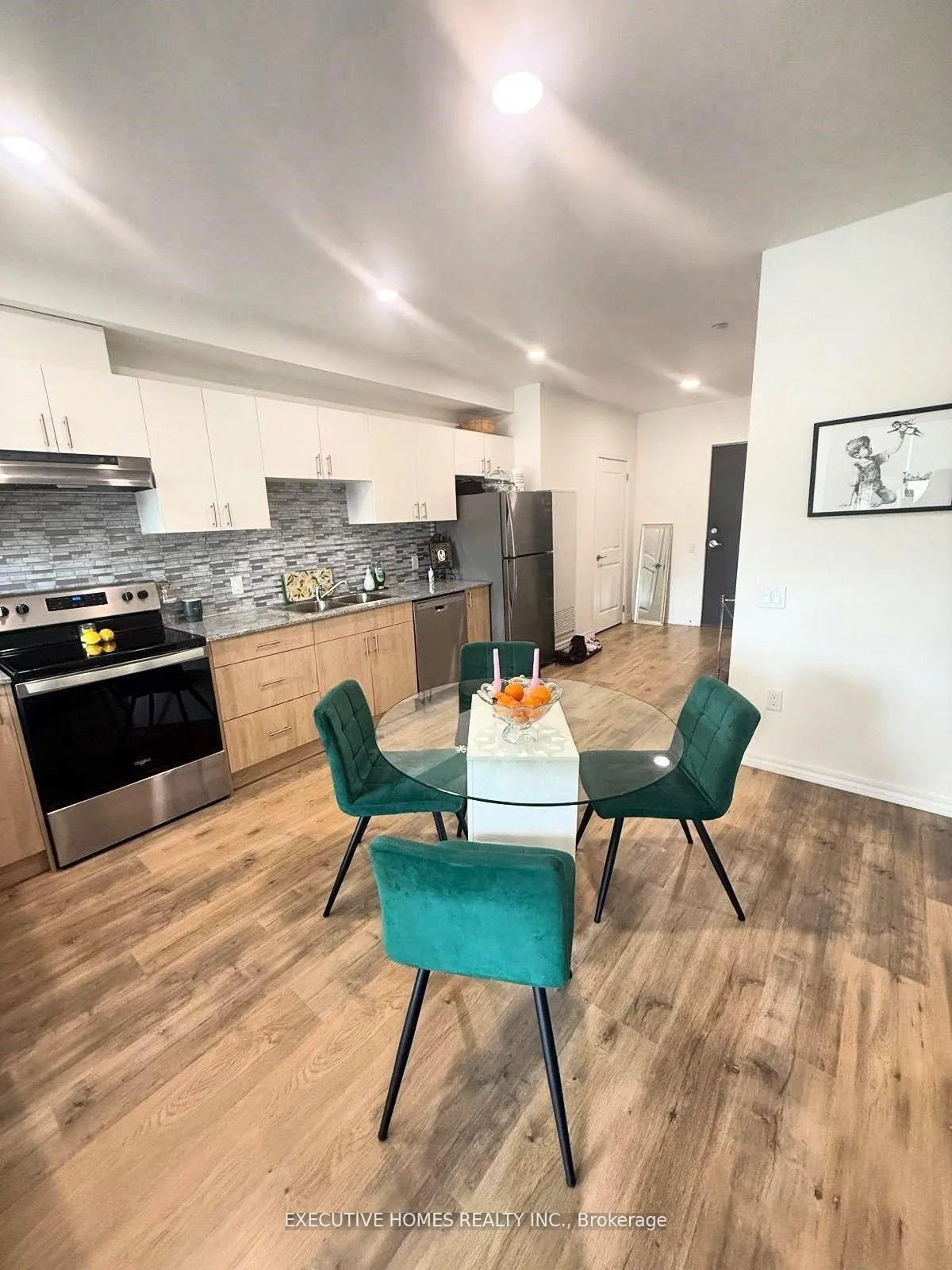 Photo 6 of Unit 209, 181 Elmira Road, Guelph, Willow West/Sugarbush/West Acres — HOMEH